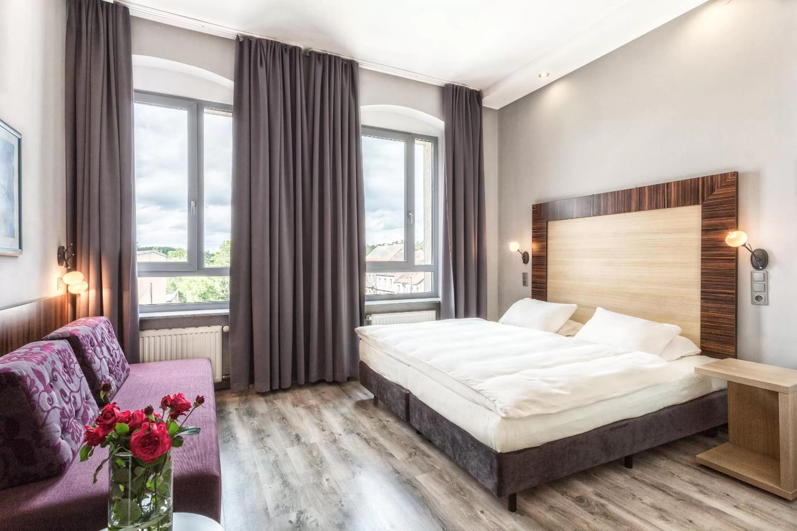 Photo of the whole room, Bed in Grand Boutique Hotel - dawny Hotel Kaliski Ratuszowy