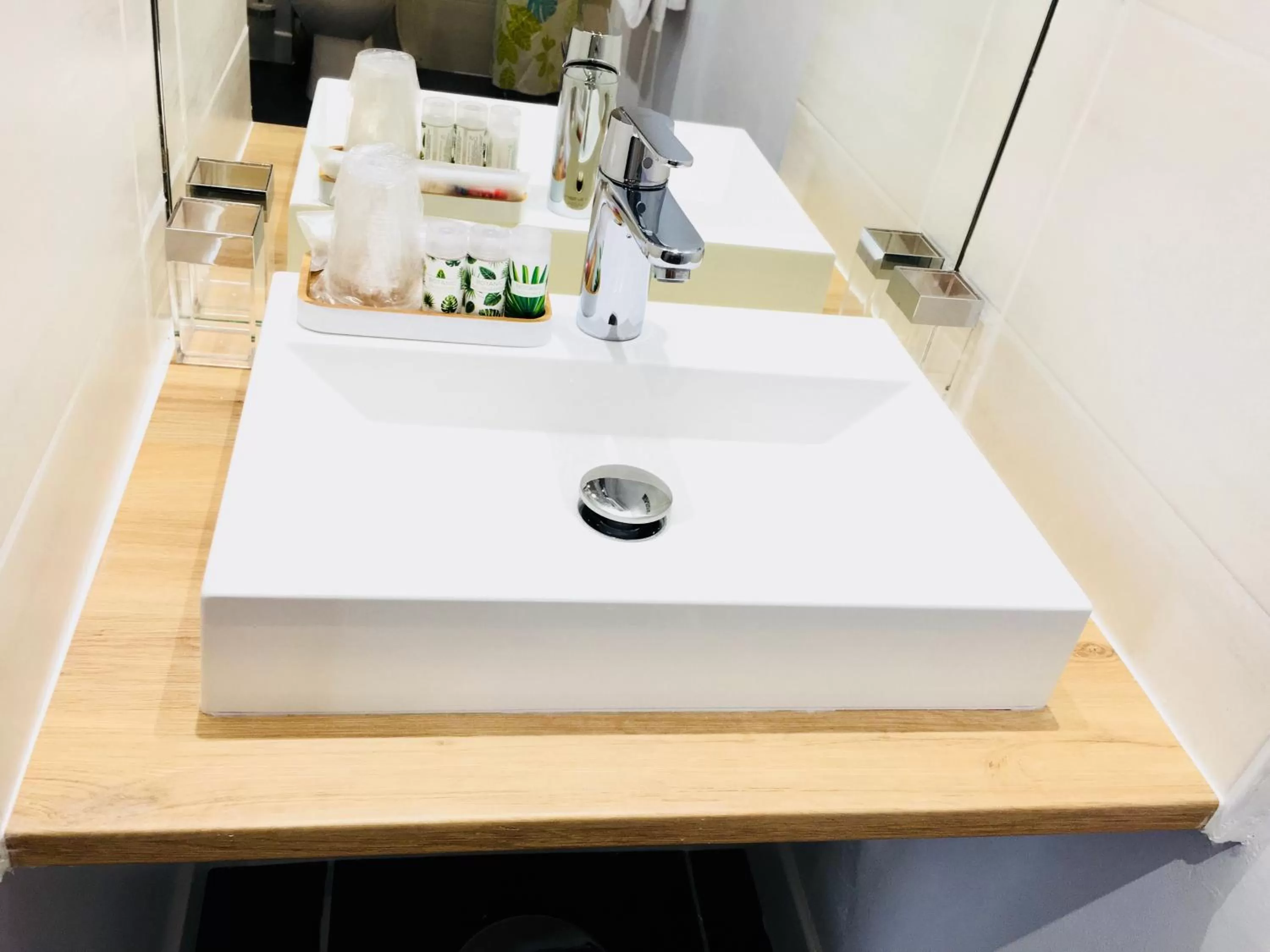 Bathroom in Boulogne Résidence Hotel