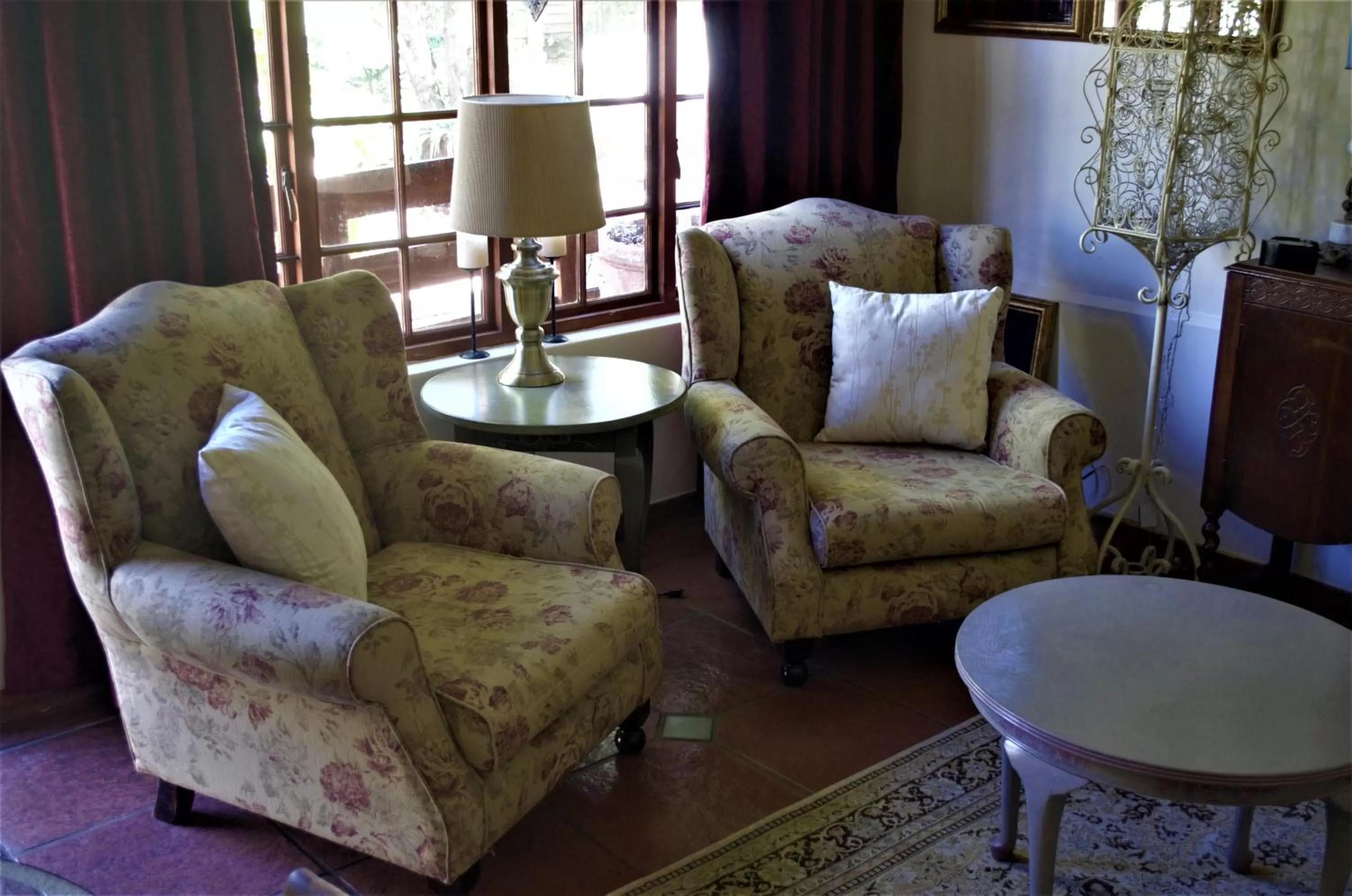 Living room in 79 On Ridge