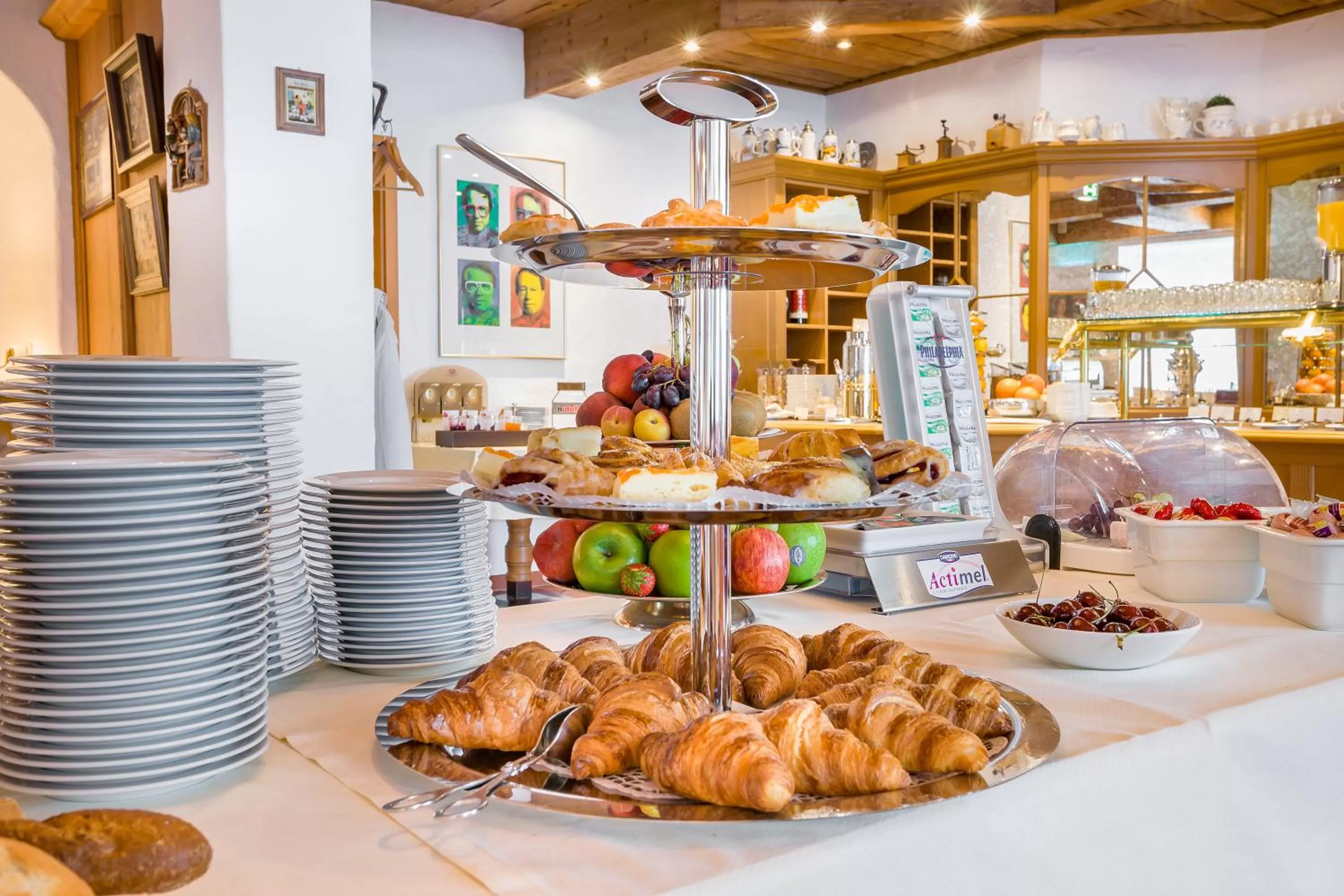 Buffet breakfast in Mercure Hotel Ingolstadt