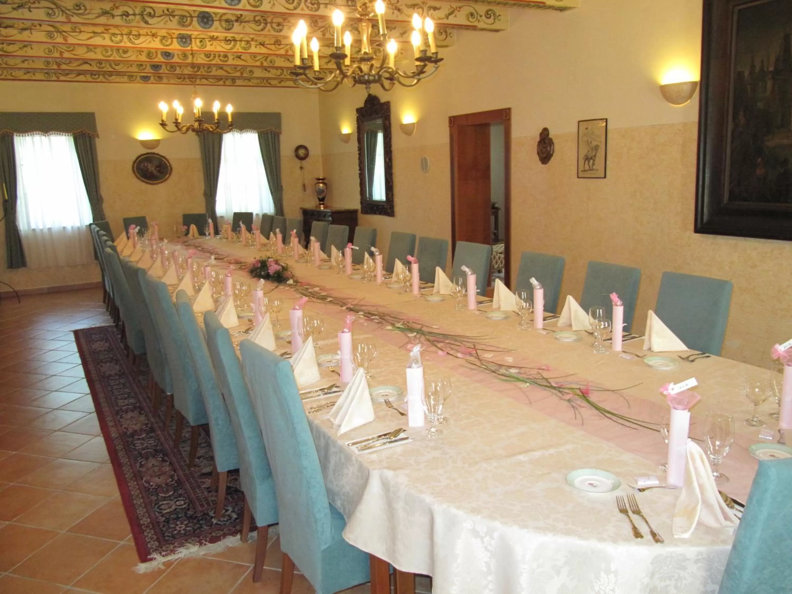 Banquet/Function facilities in Hotel Nosal