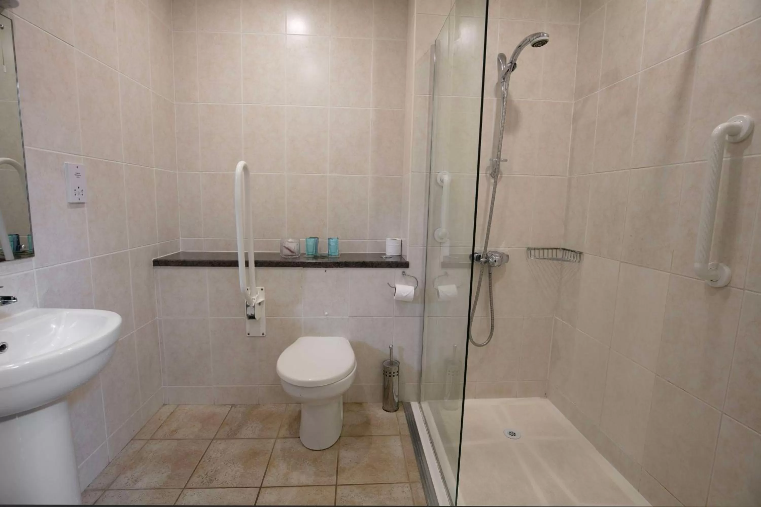 Bedroom in Dryfesdale Hotel - BW Signature Collection