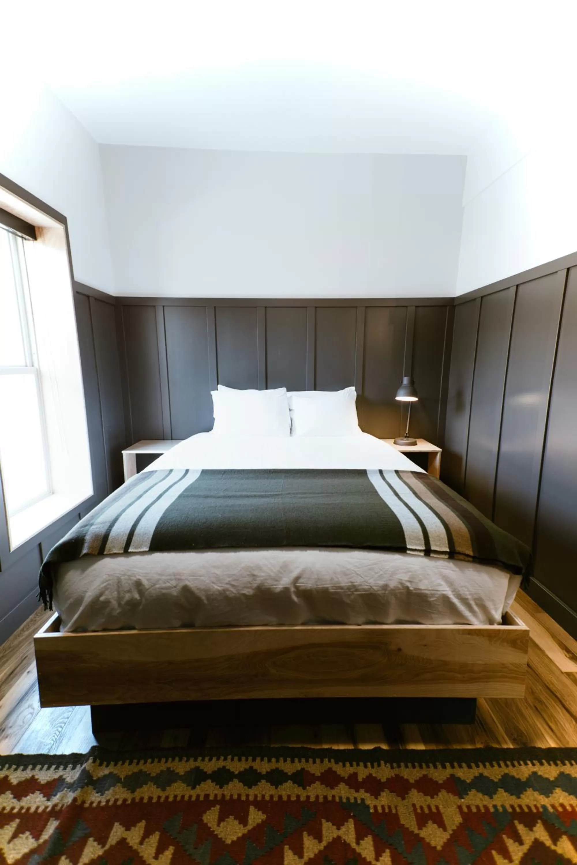 Bed in The Flying Steamshovel Inn