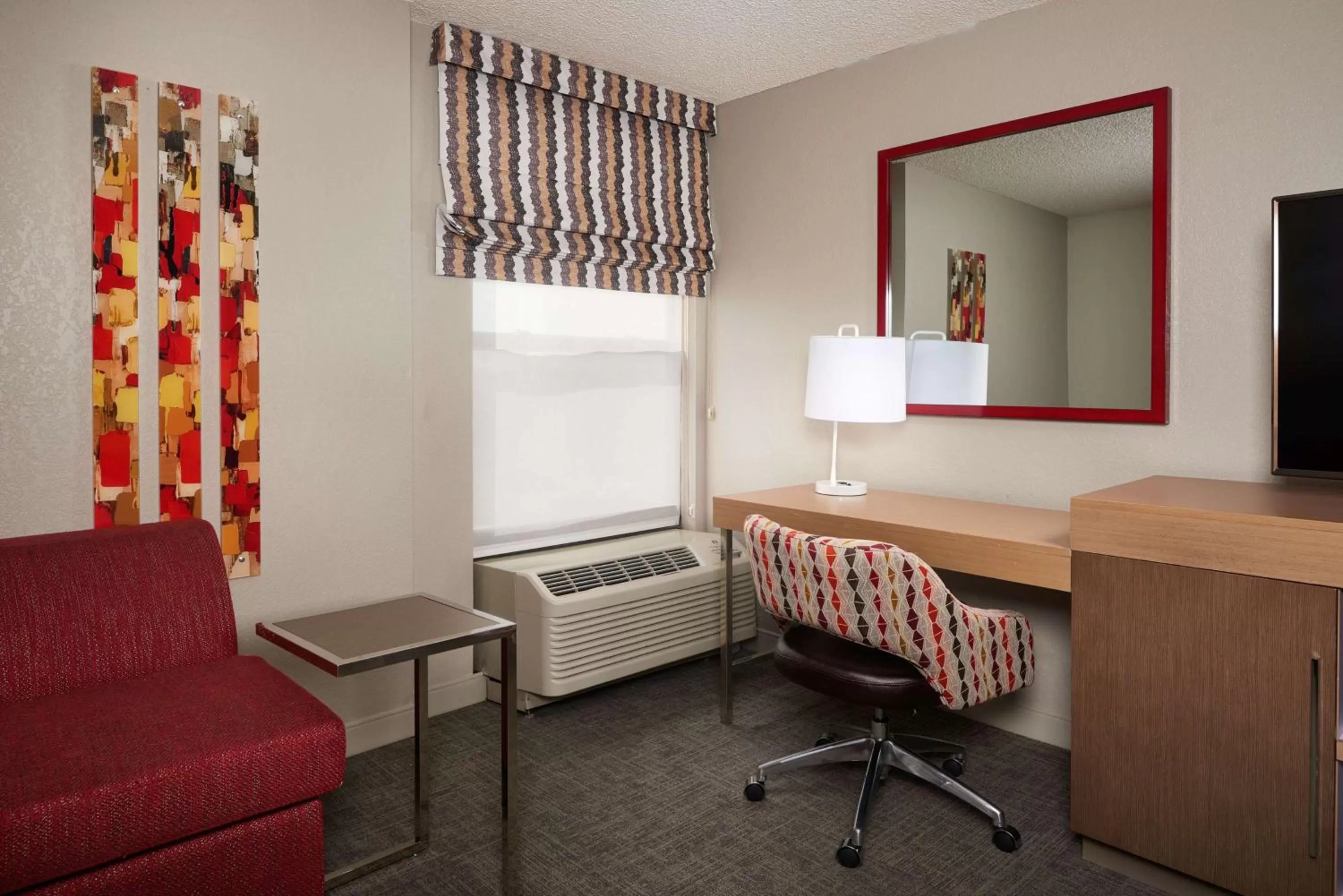 Living room in Hampton Inn Glendale-Peoria
