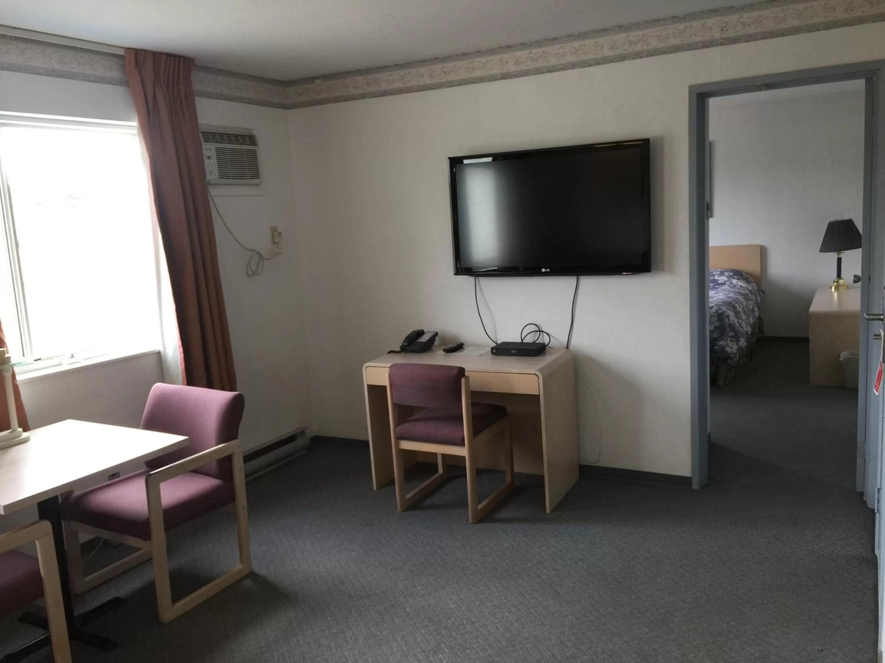 Living room in DC Lodge