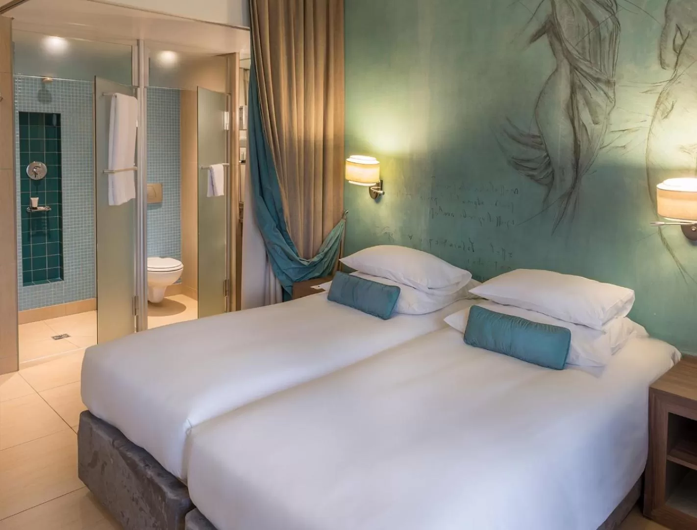 Bed in Metcourt at Emperors Palace