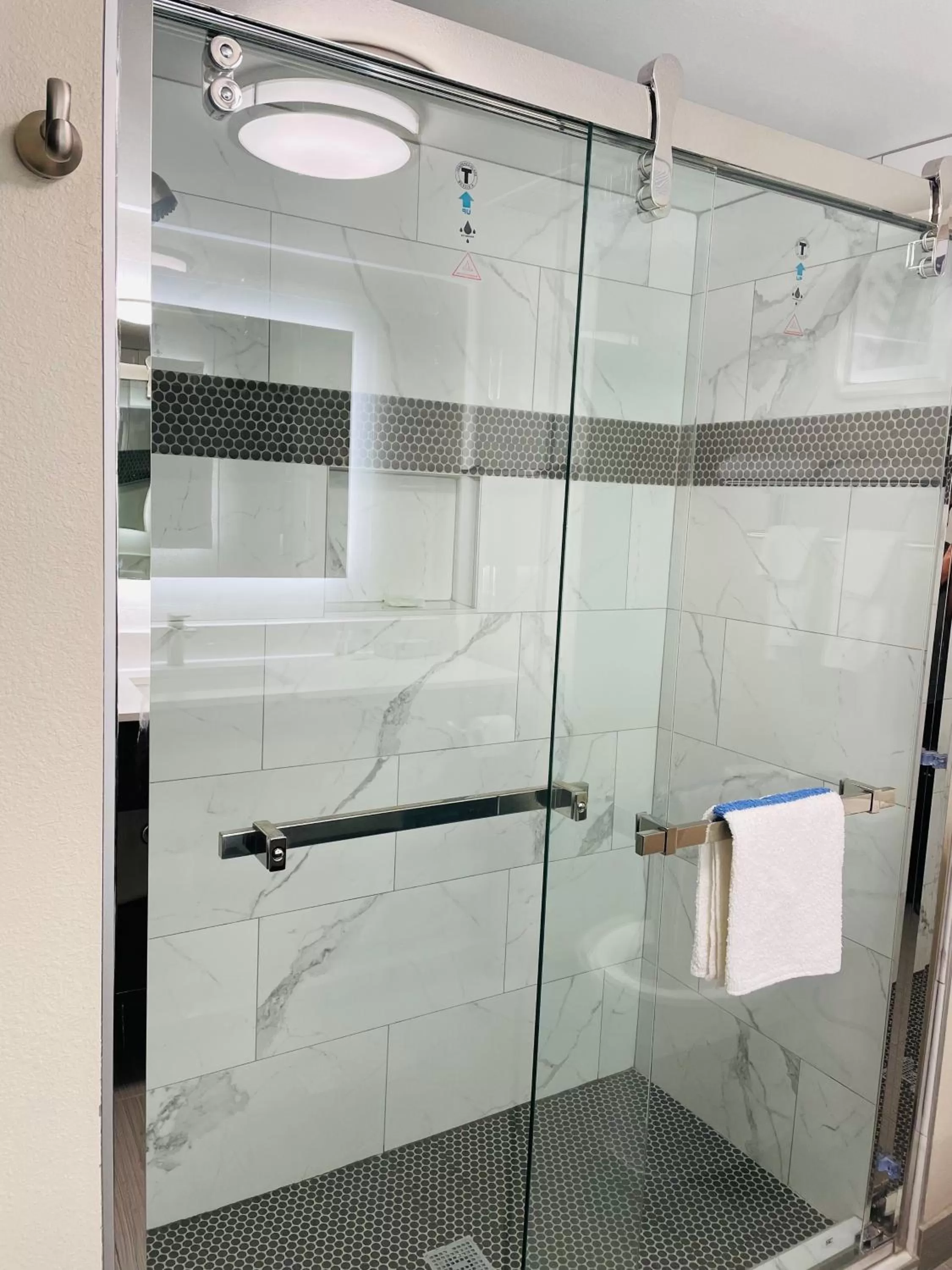 Bathroom in Quality Inn & Suites Lake Charles South