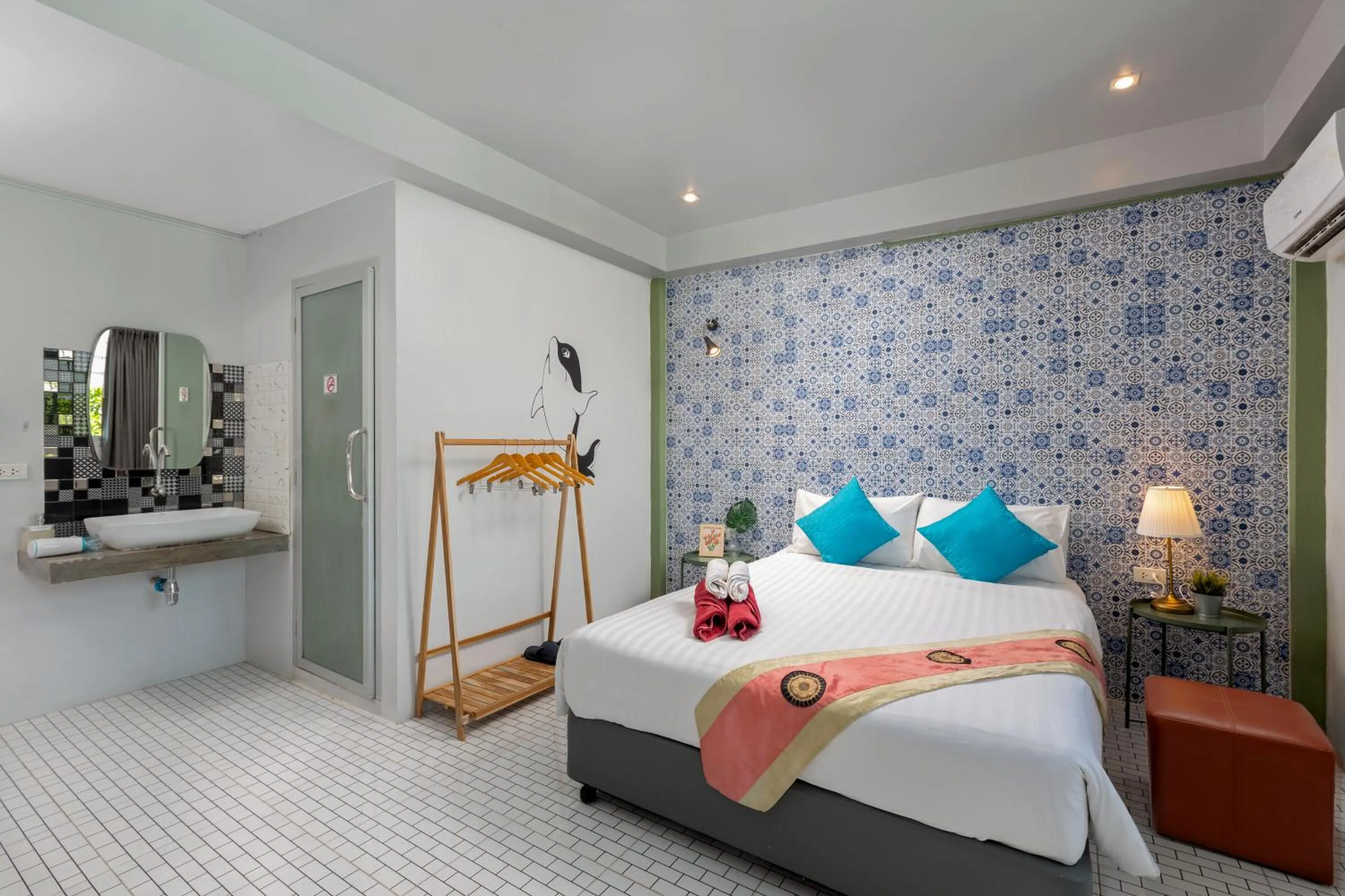 Bed in Hip Hostel - SHA Plus