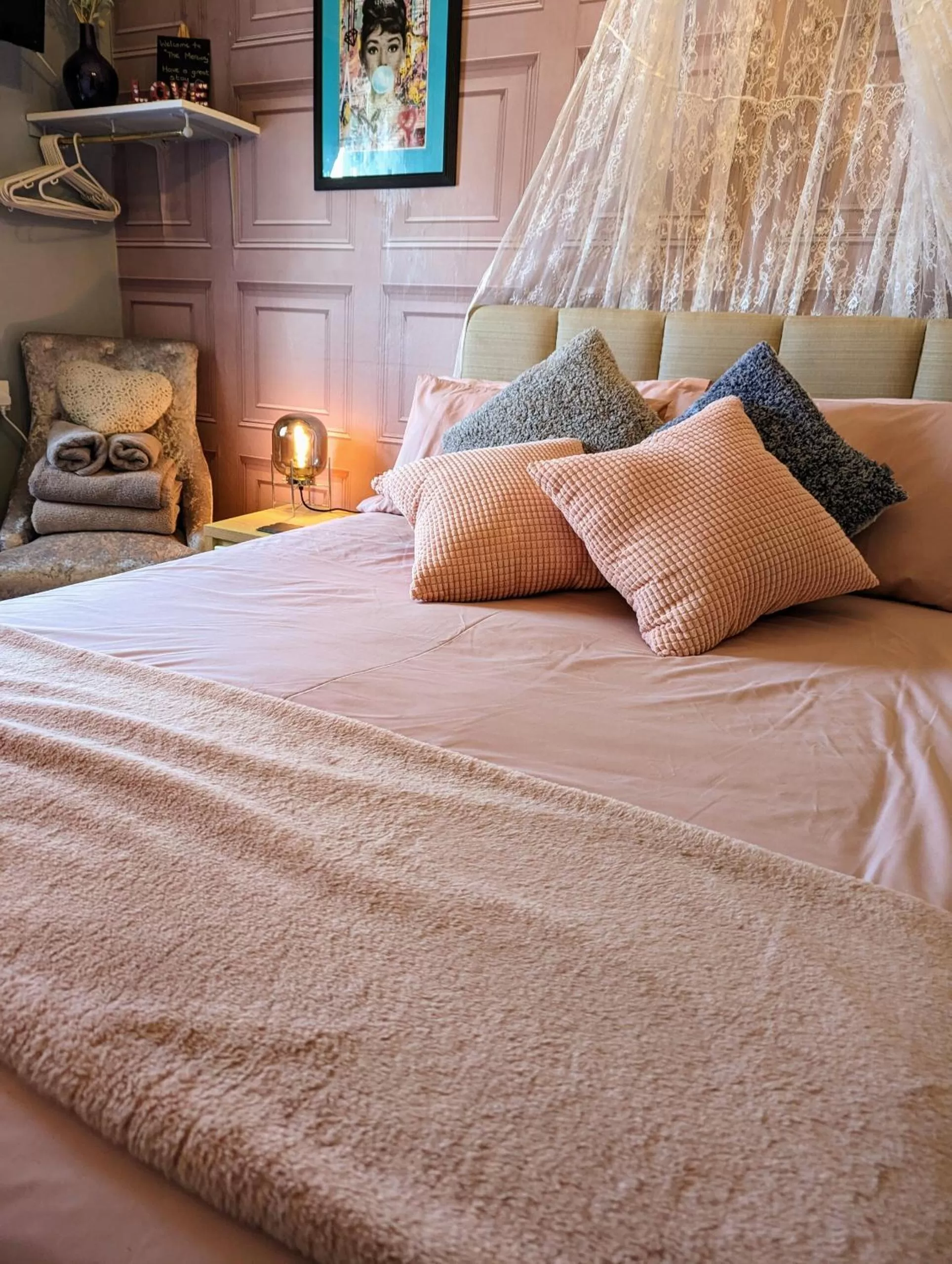 Bedroom, Bed in The Mercury, Blackpool - over 21's only