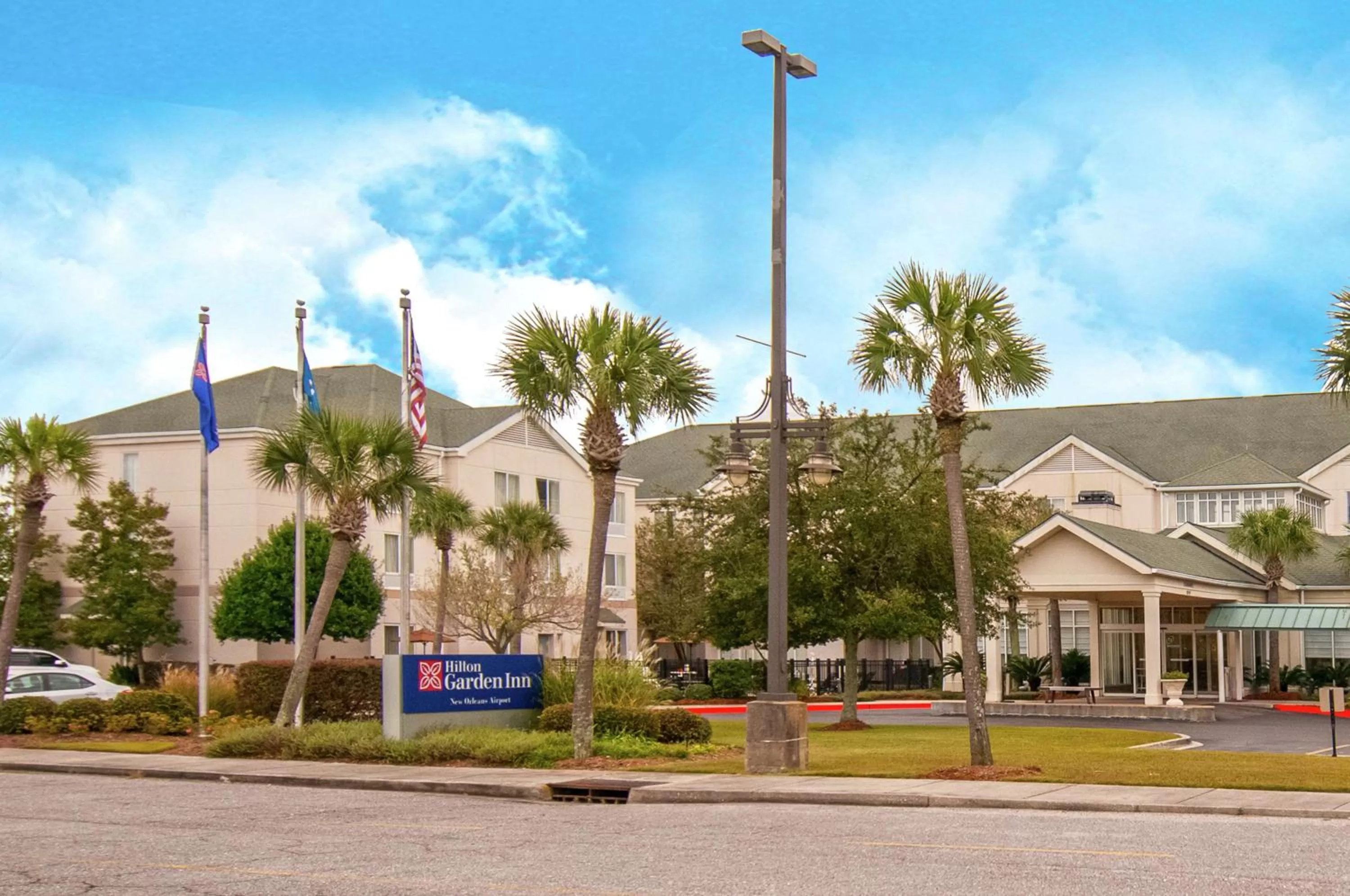 Property Building in Hilton Garden Inn New Orleans Airport