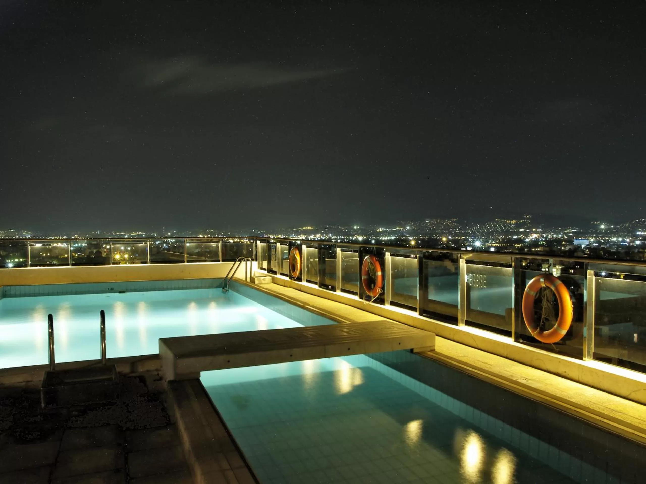 Restaurant/places to eat in Dorian Inn - Sure Hotel Collection by Best Western