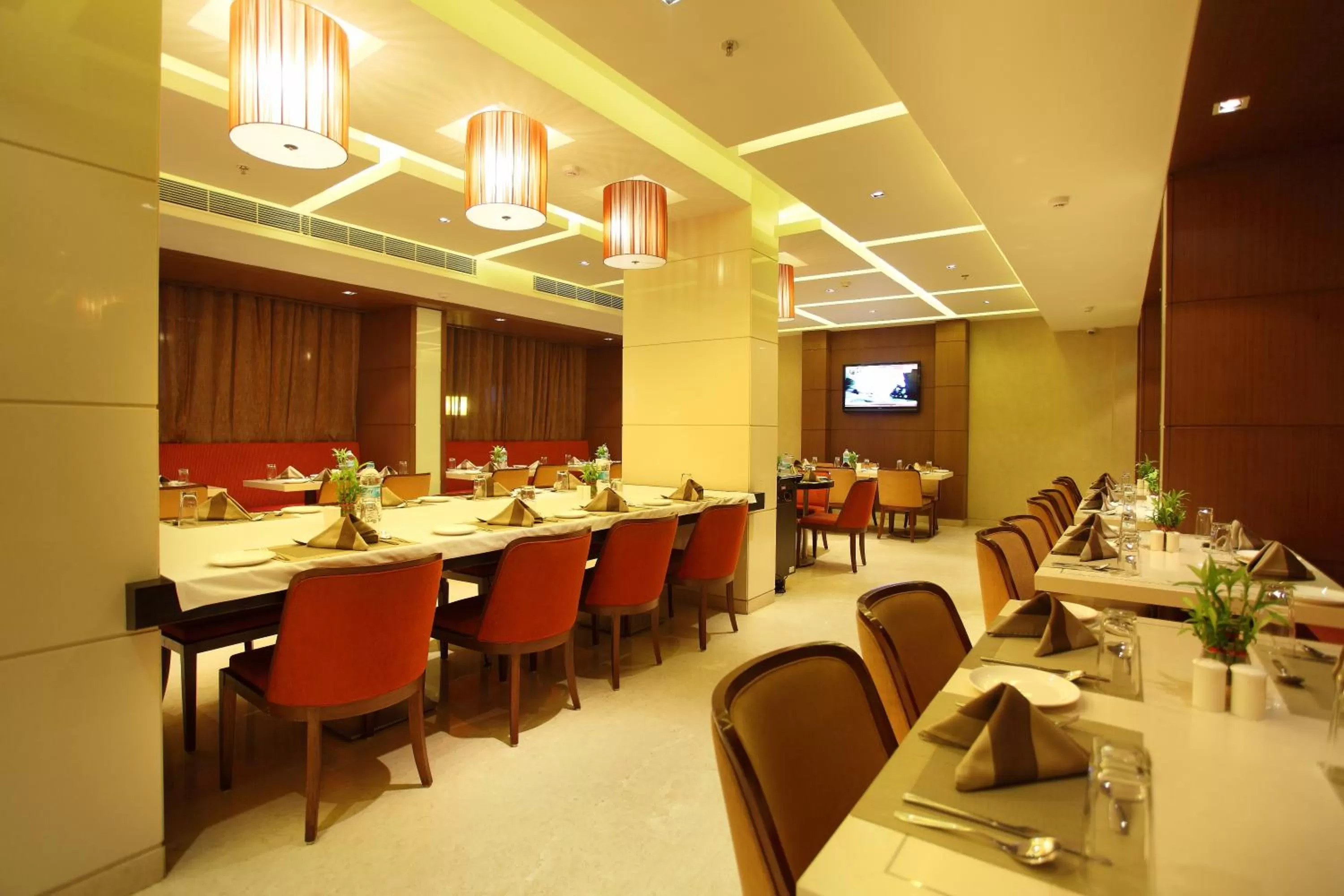 Restaurant/places to eat in Comfort Inn Legacy