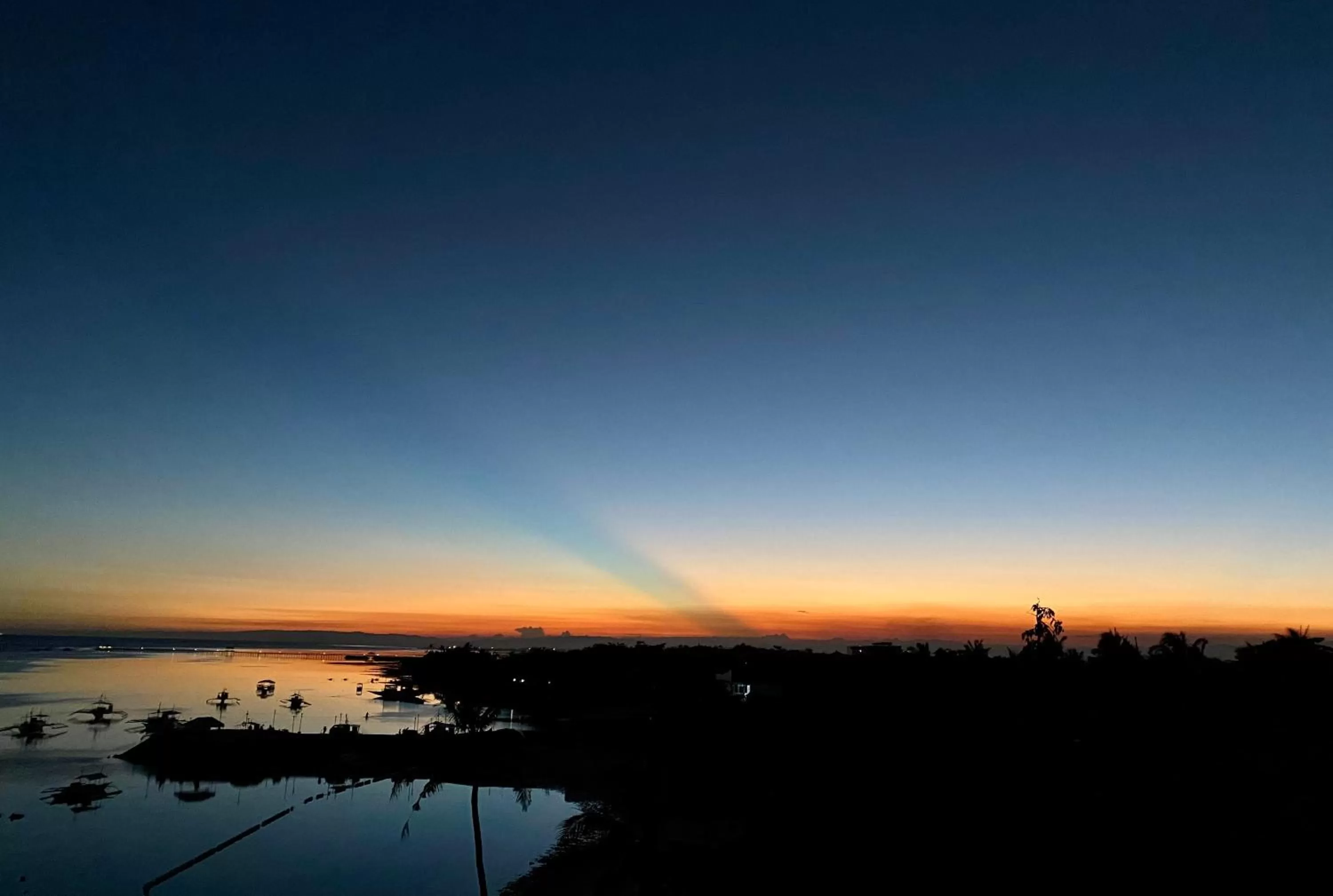 Sea view in Sugarsea Inn & Dive shop