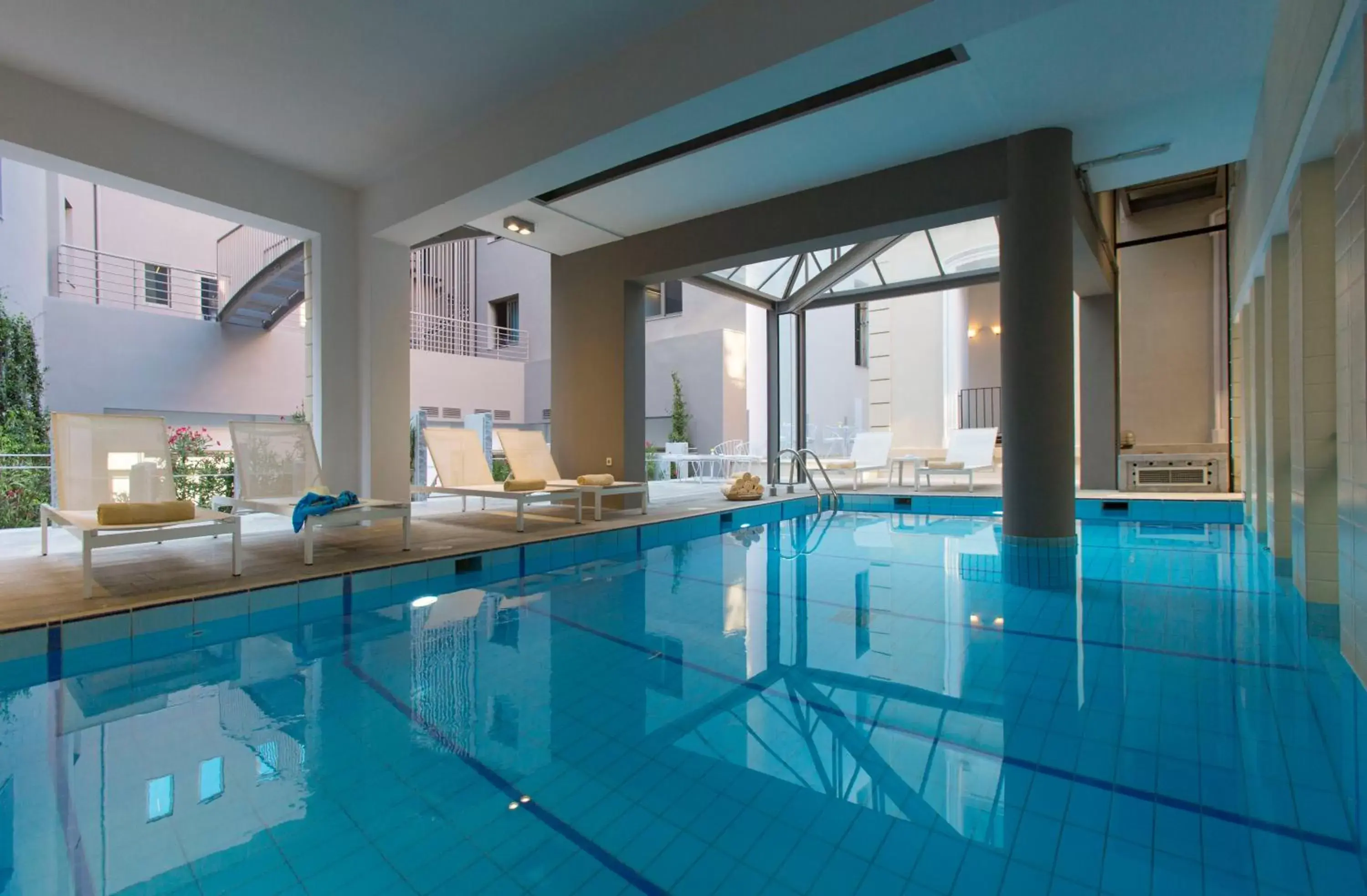 Classic Room Urban View Single Use in Aquila Atlantis Hotel Classic Room Urban View Single Use in Aquila Atlantis Hotel