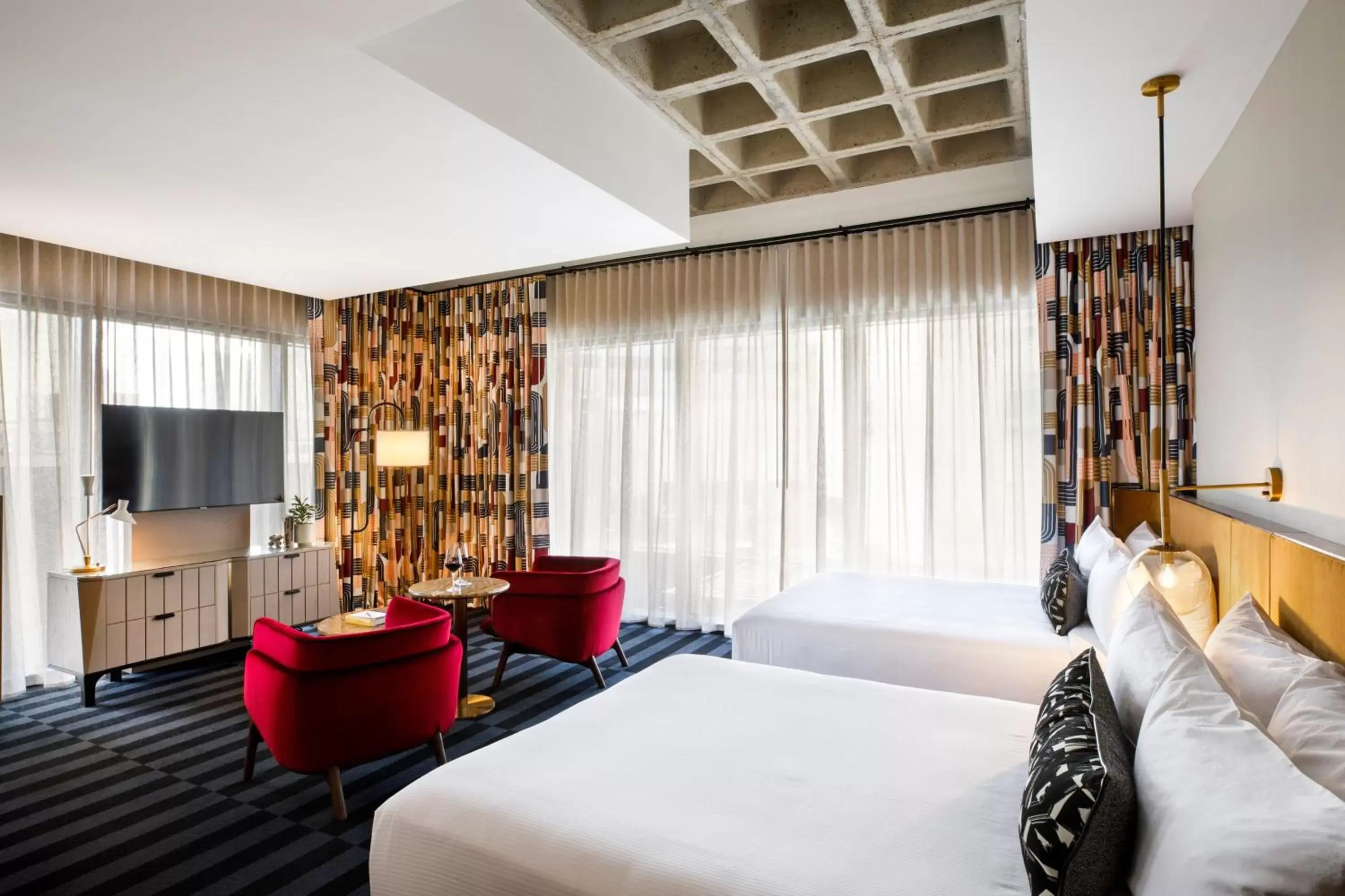 Queen Room with Two Queen Beds and City View in Hotel Indy, Indianapolis, a Tribute Portfolio Hotel Queen Room with Two Queen Beds and City View in Hotel Indy, Indianapolis, a Tribute Portfolio Hotel