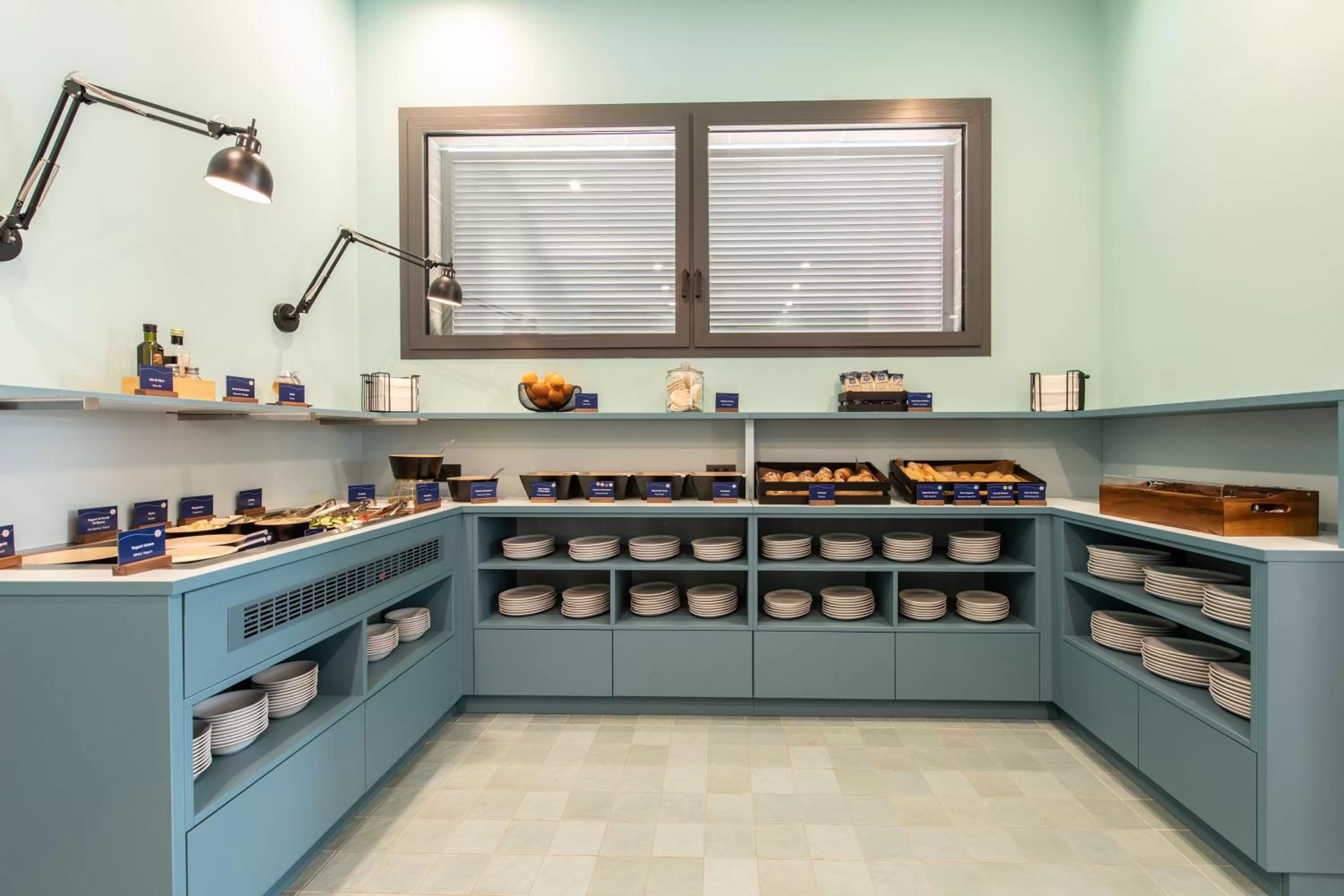 Breakfast, Kitchen/Kitchenette in MEININGER Venezia Mestre