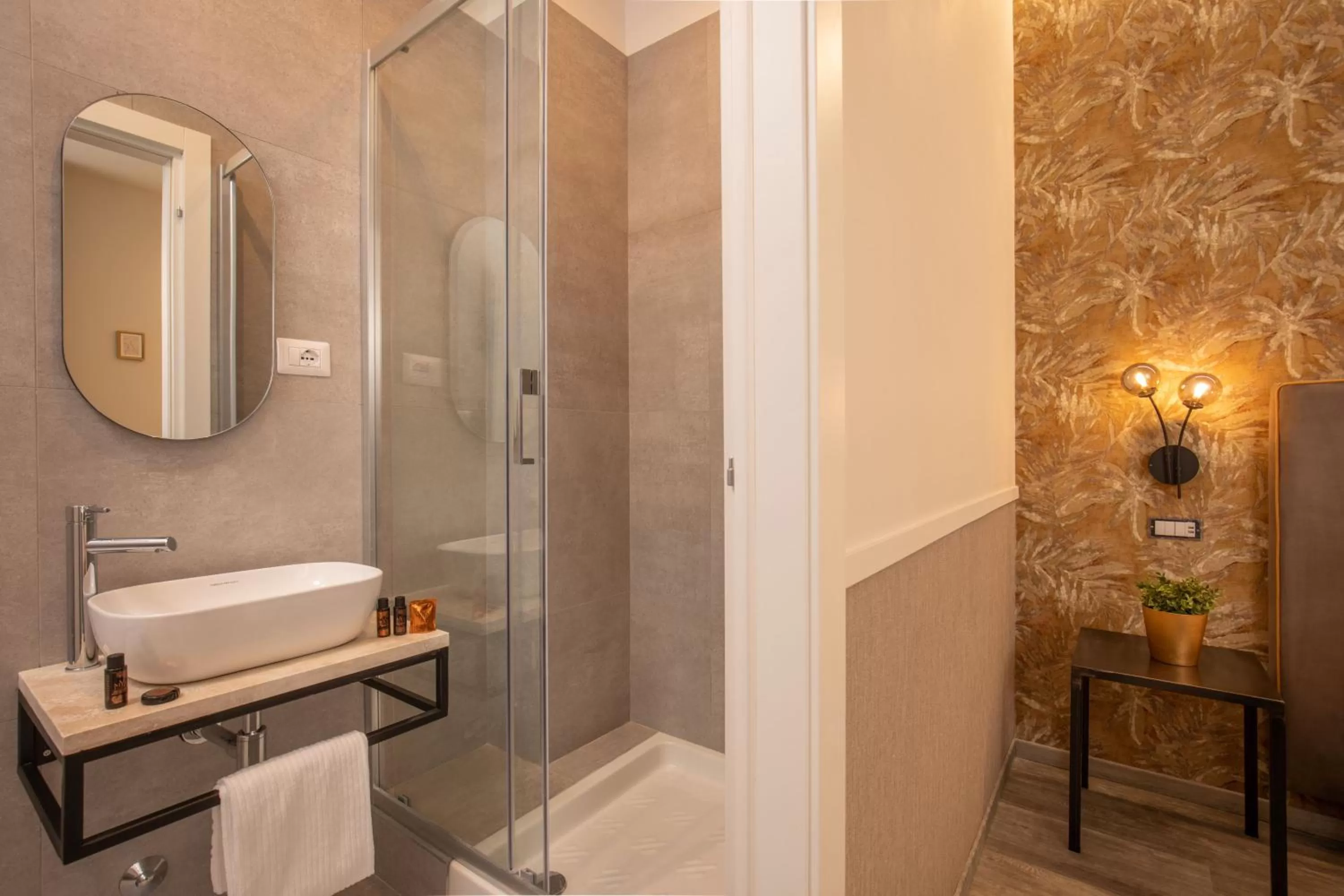 Bathroom in Sophie Terrace Hotel