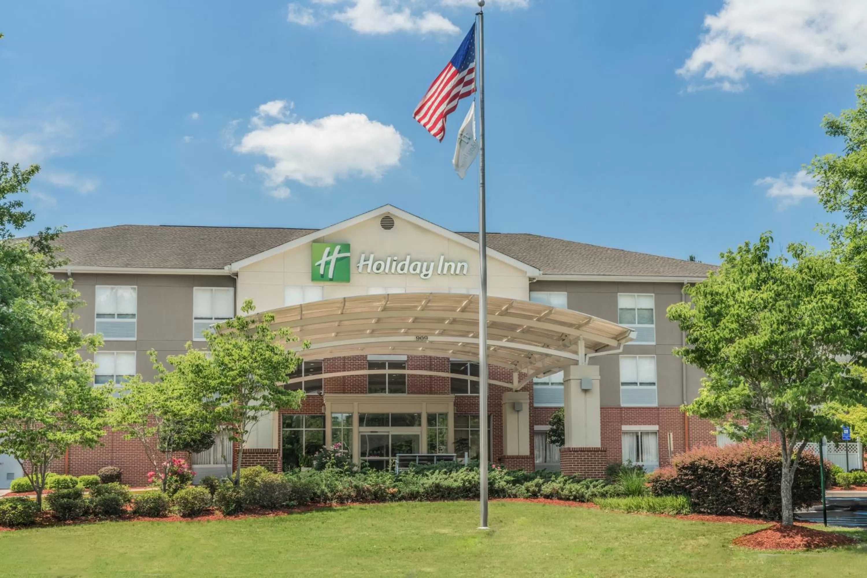 Property building in Holiday Inn Atlanta/Roswell by IHG