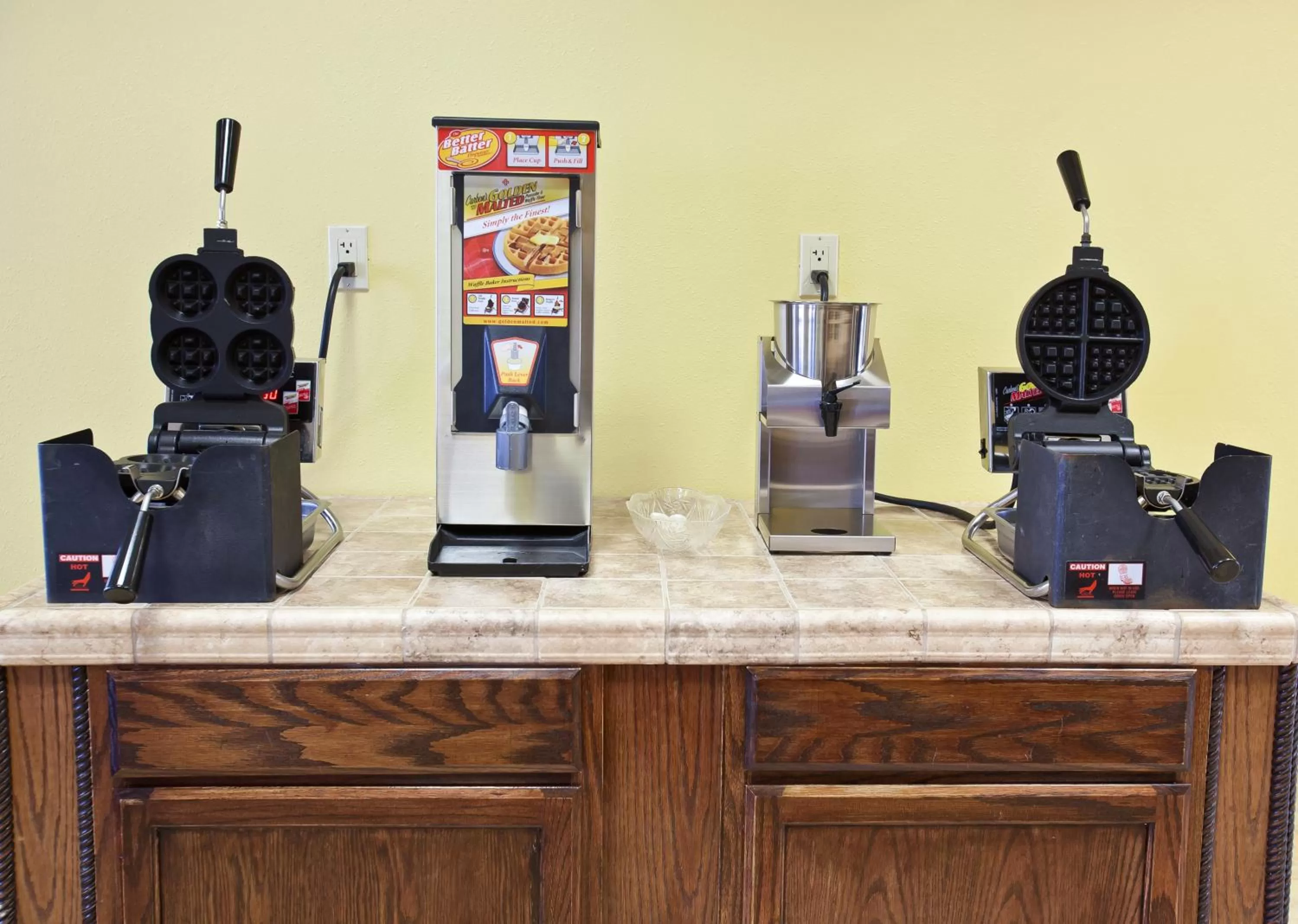 Dining area in Landmark Inn Fort Irwin