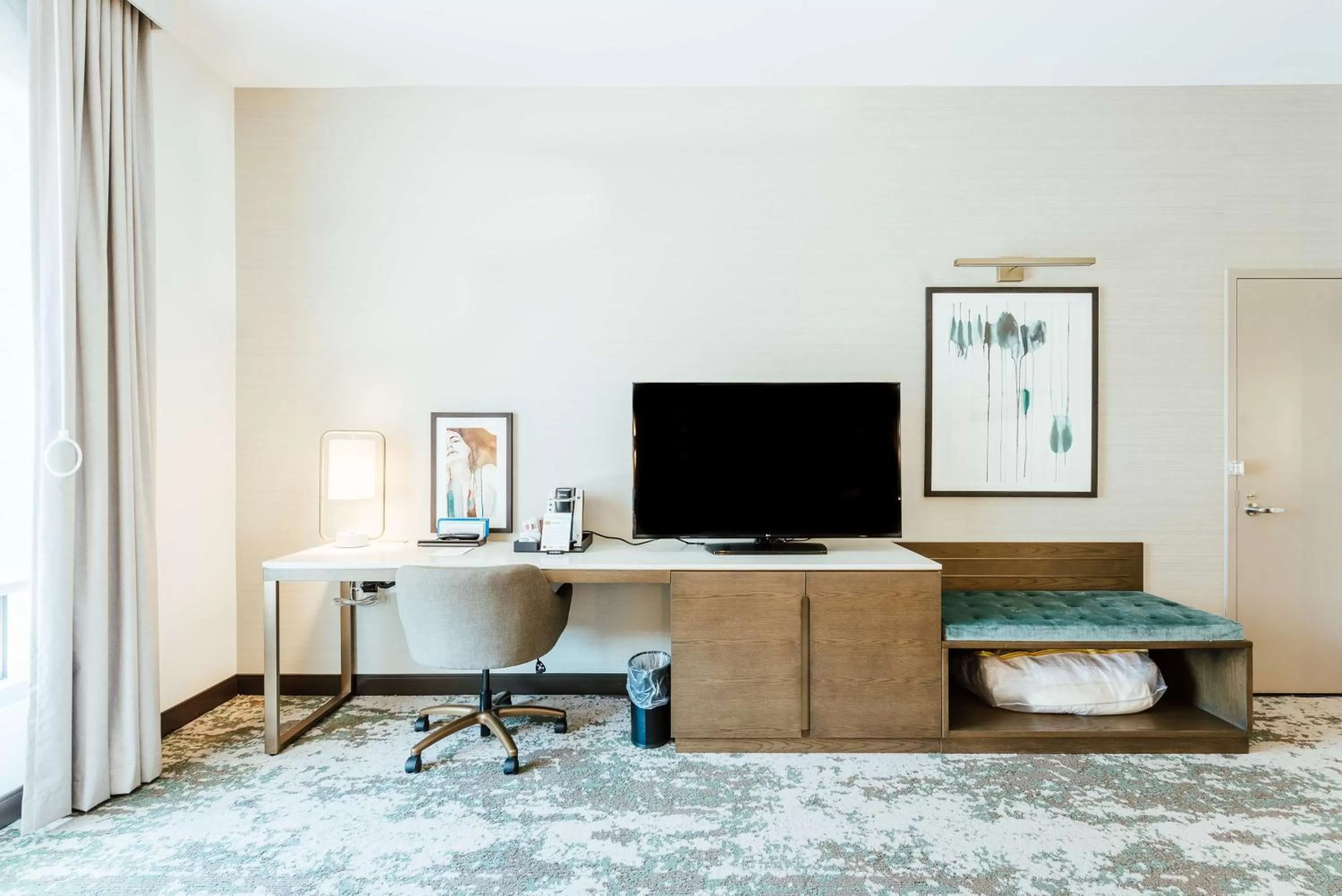 Bedroom in Hilton Garden Inn Denver Union Station