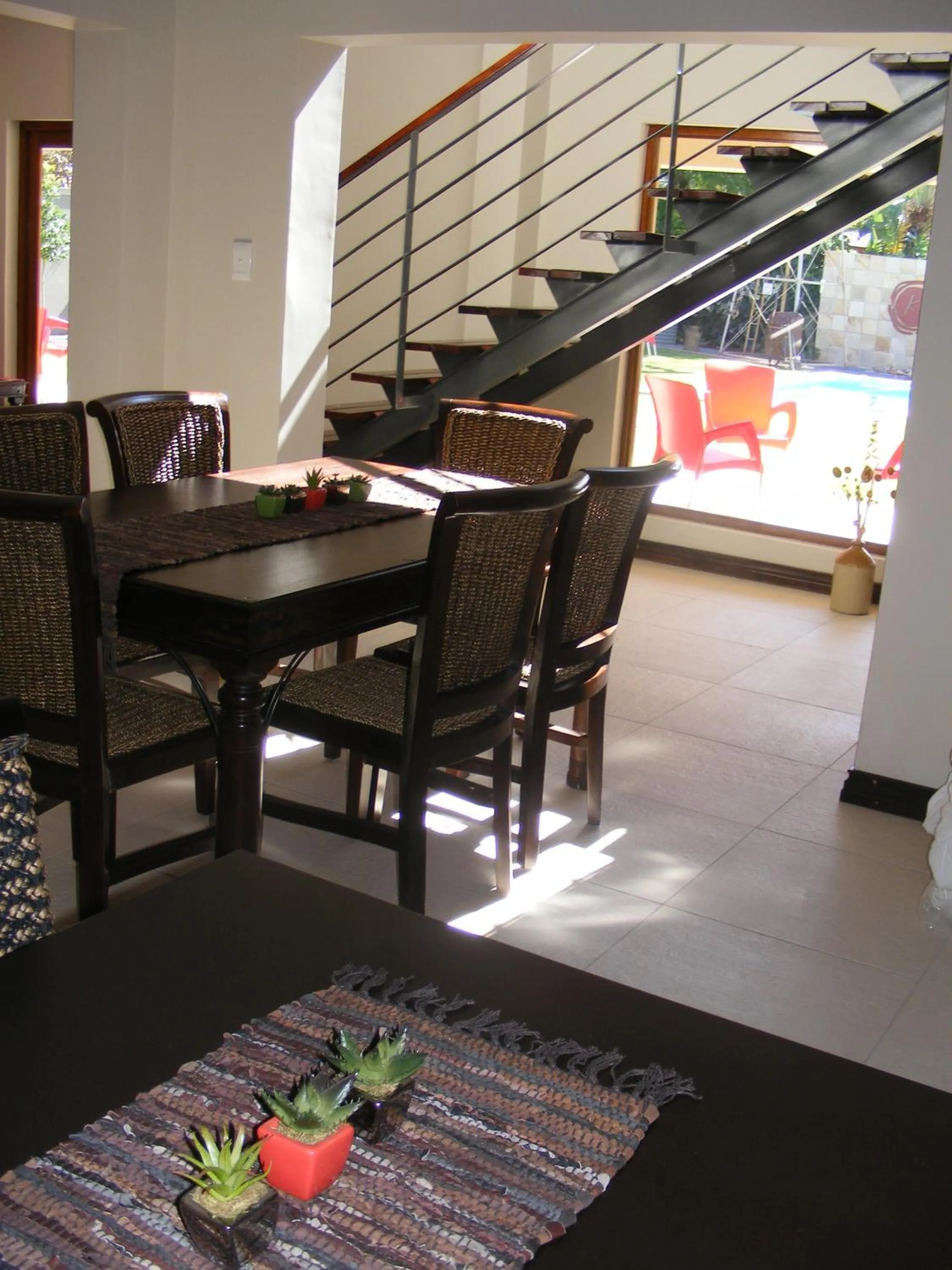 Restaurant/places to eat in Karoo Sun Guest House