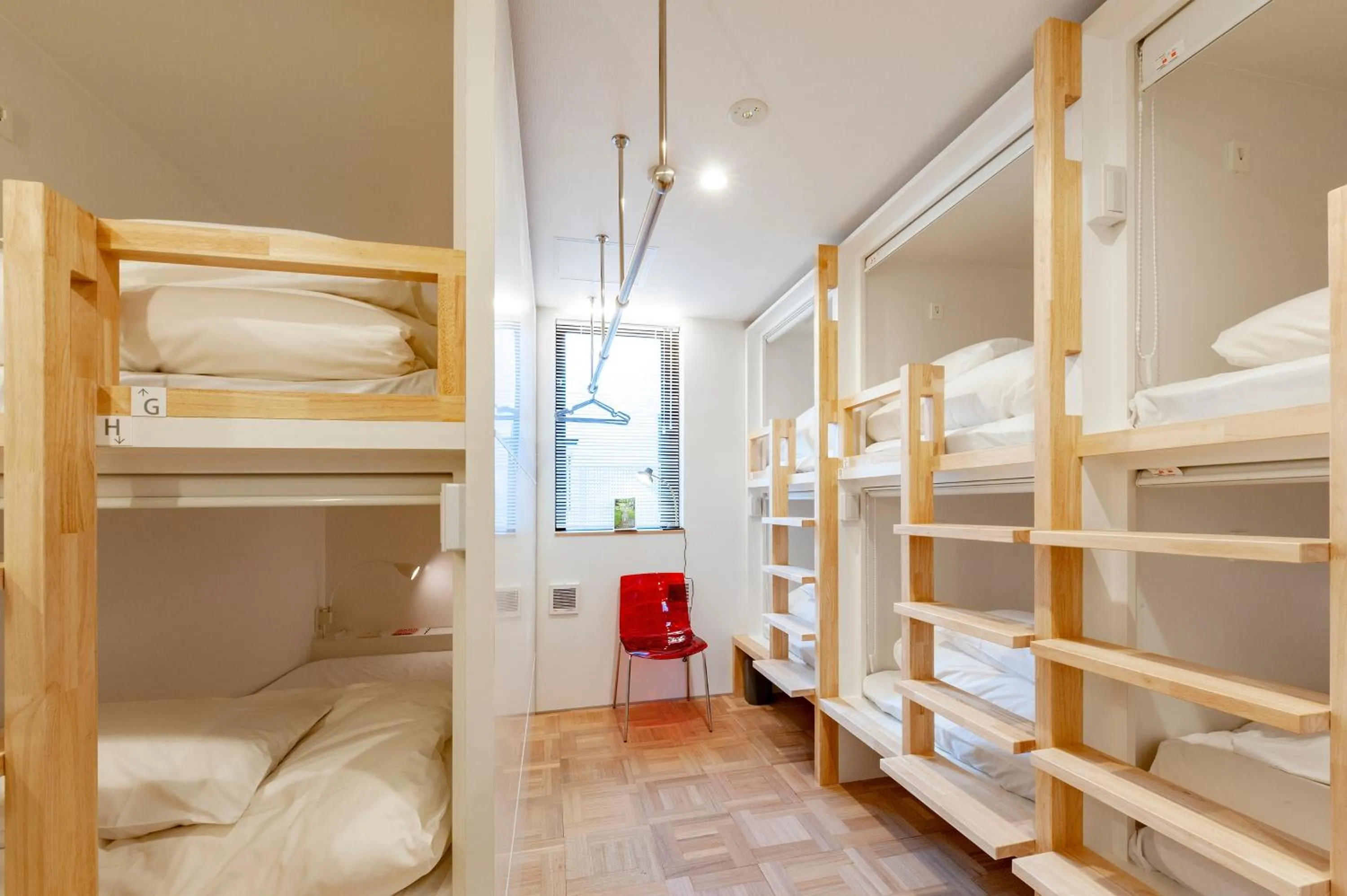 Bed in plat hostel keikyu haneda home