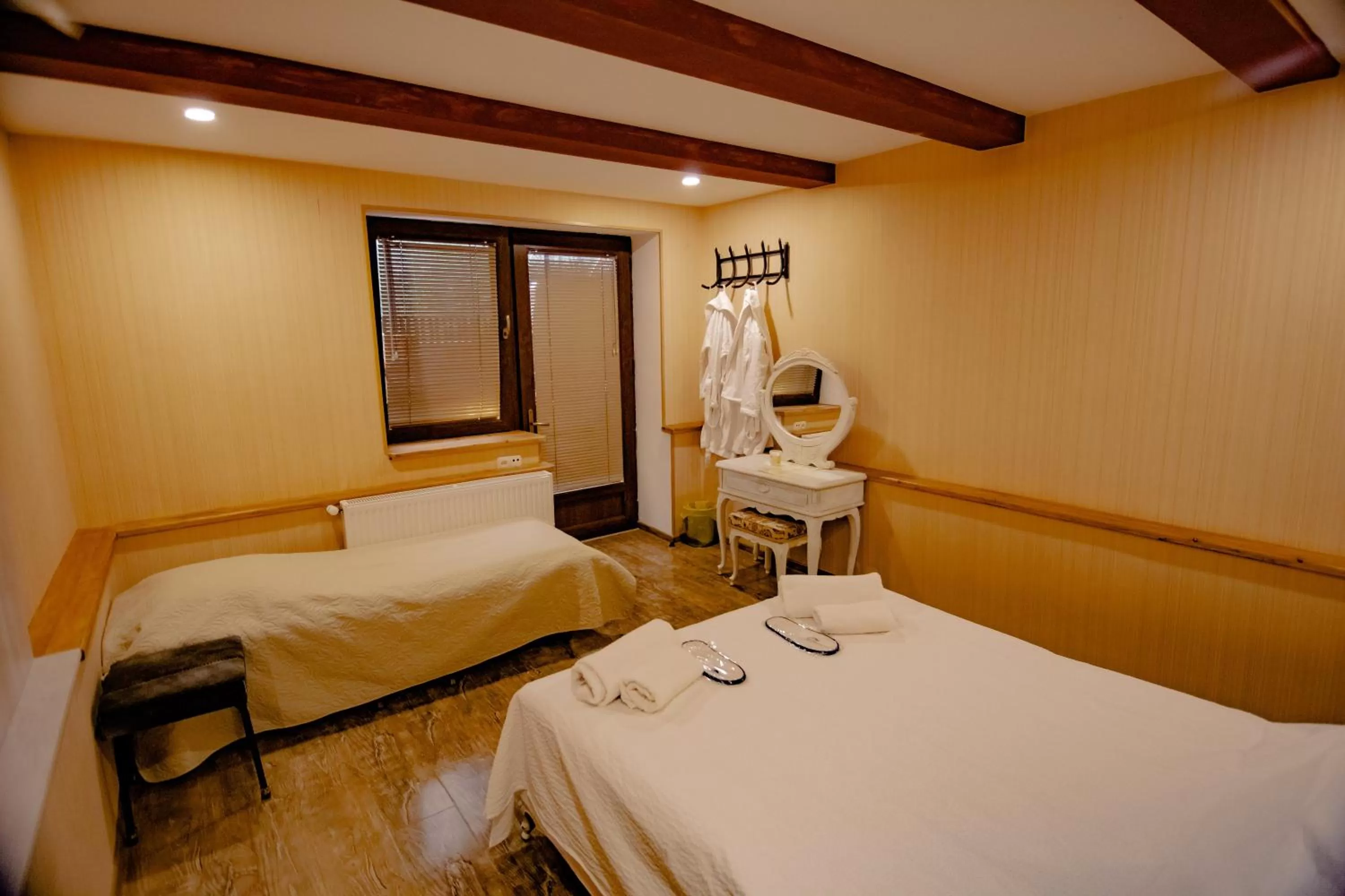 Bedroom, Bed in Qilimcha's Guesthouse