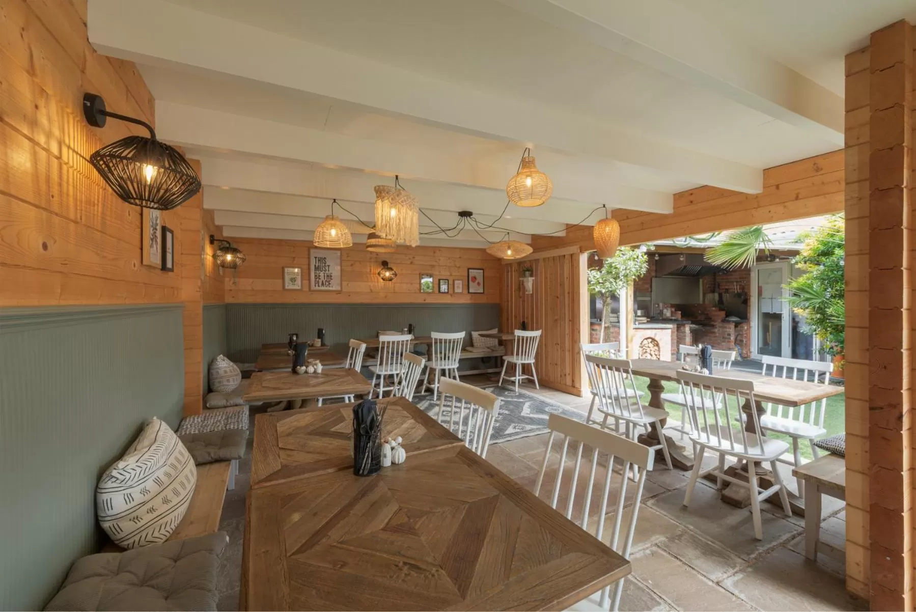 Garden in Florence Gardens Boutique Hotel and Restaurant