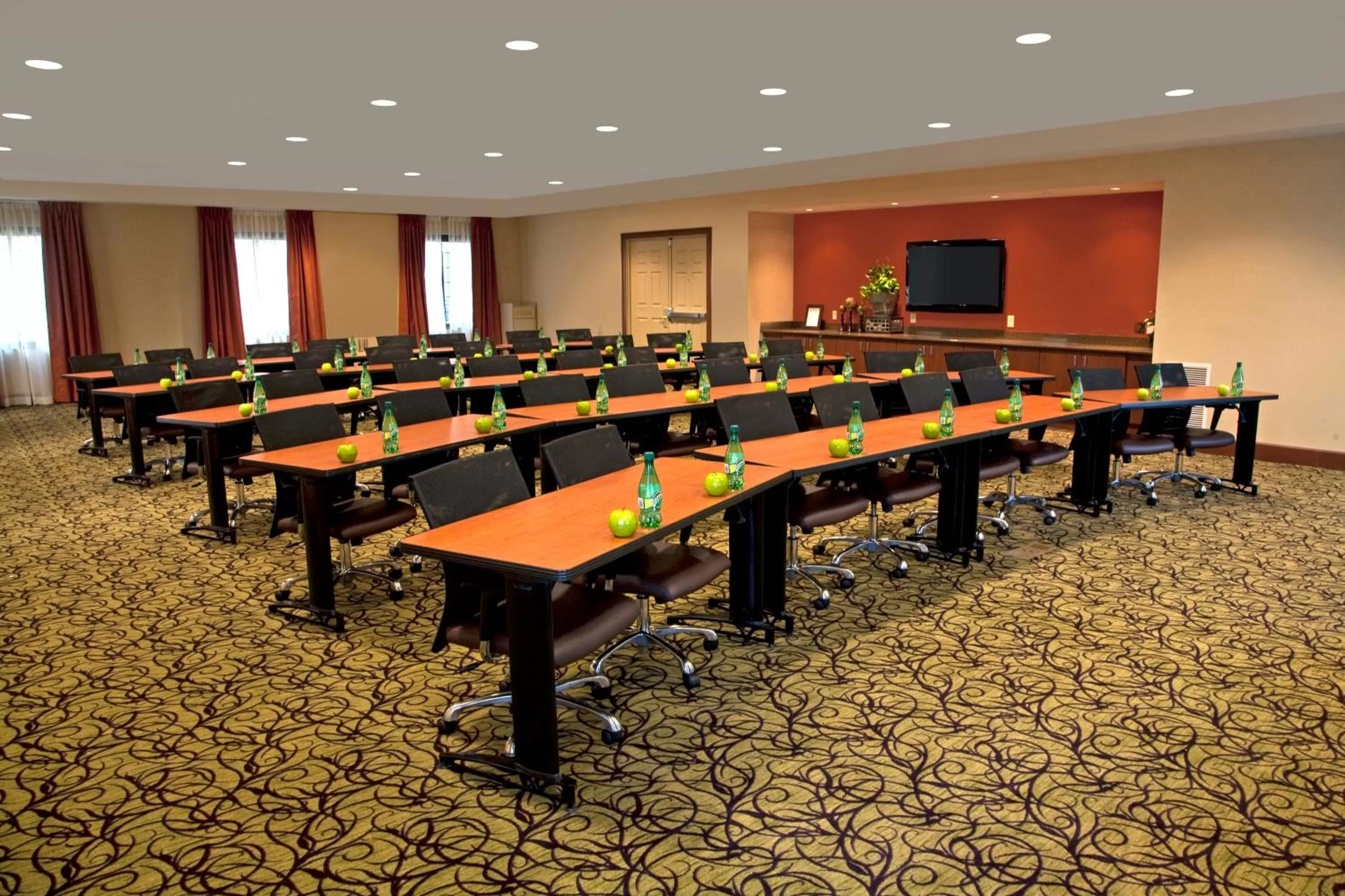 Meeting/conference room in Staybridge Suites Chantilly Dulles Airport by IHG