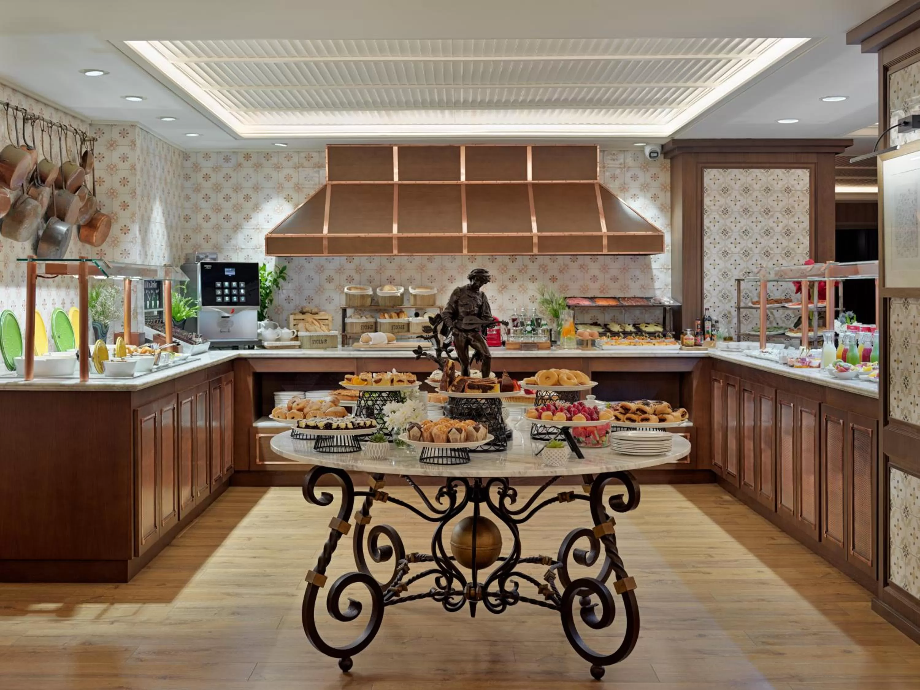 Breakfast in H10 Corregidor Boutique Hotel