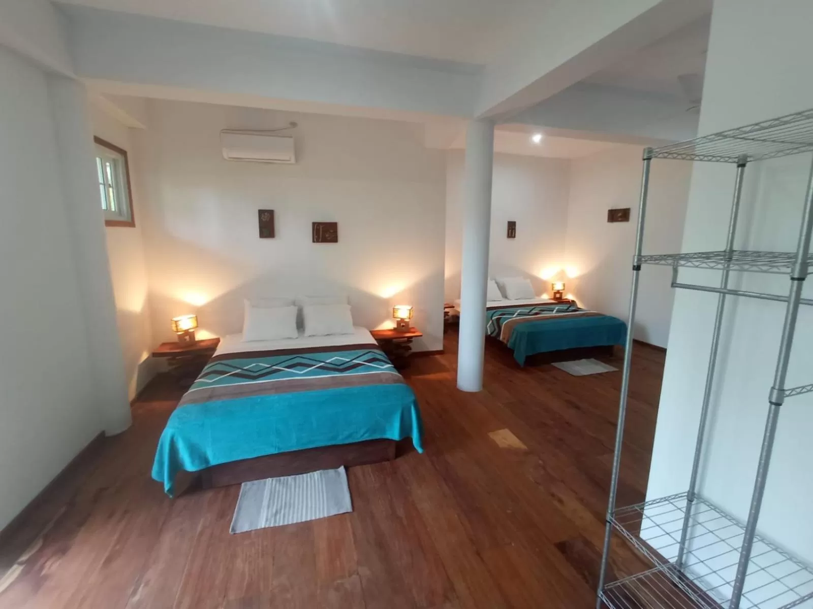 Bed in La Luciernaga Big Creek