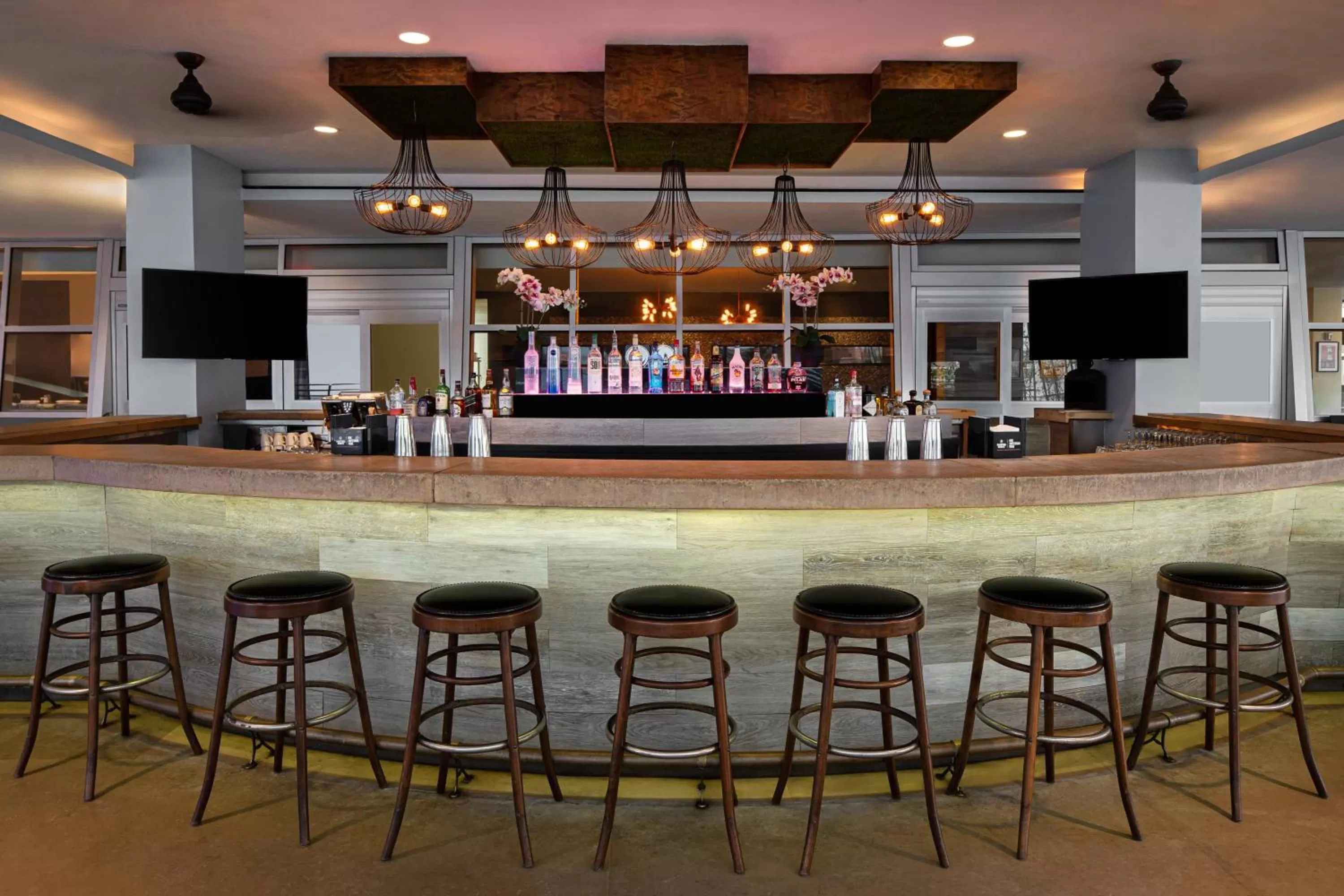 Lounge or bar in Z Ocean Hotel, Classico A Sonesta Collection