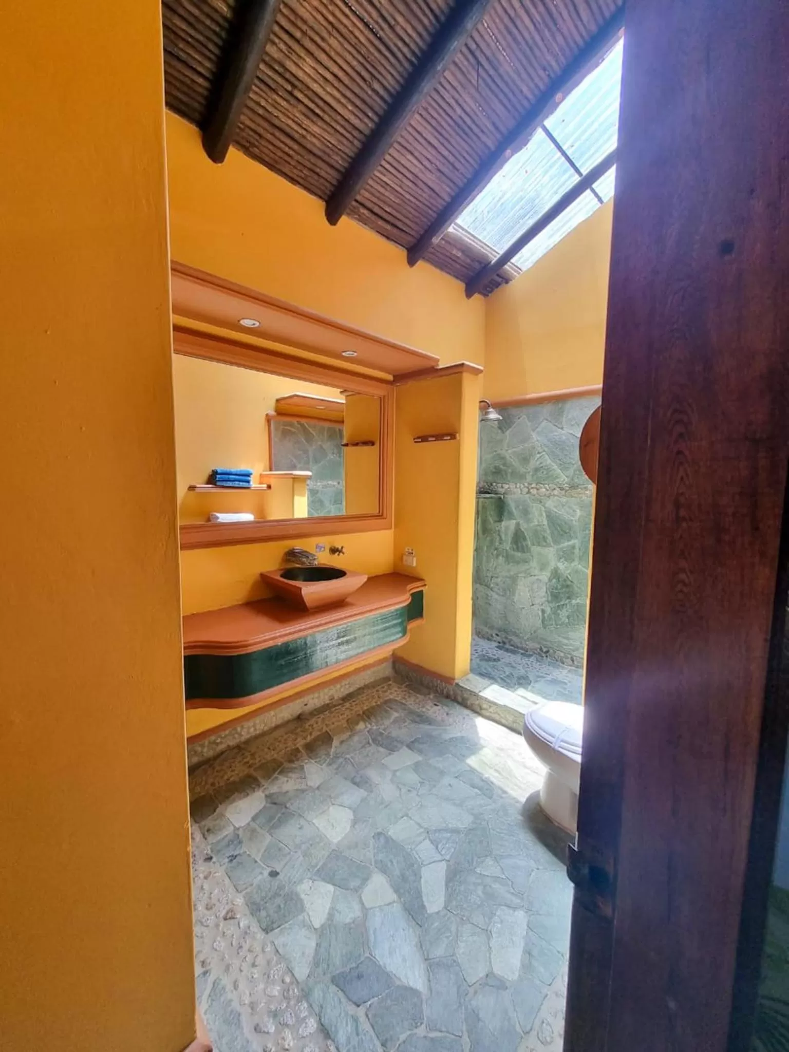 Hotel Portón del Sol