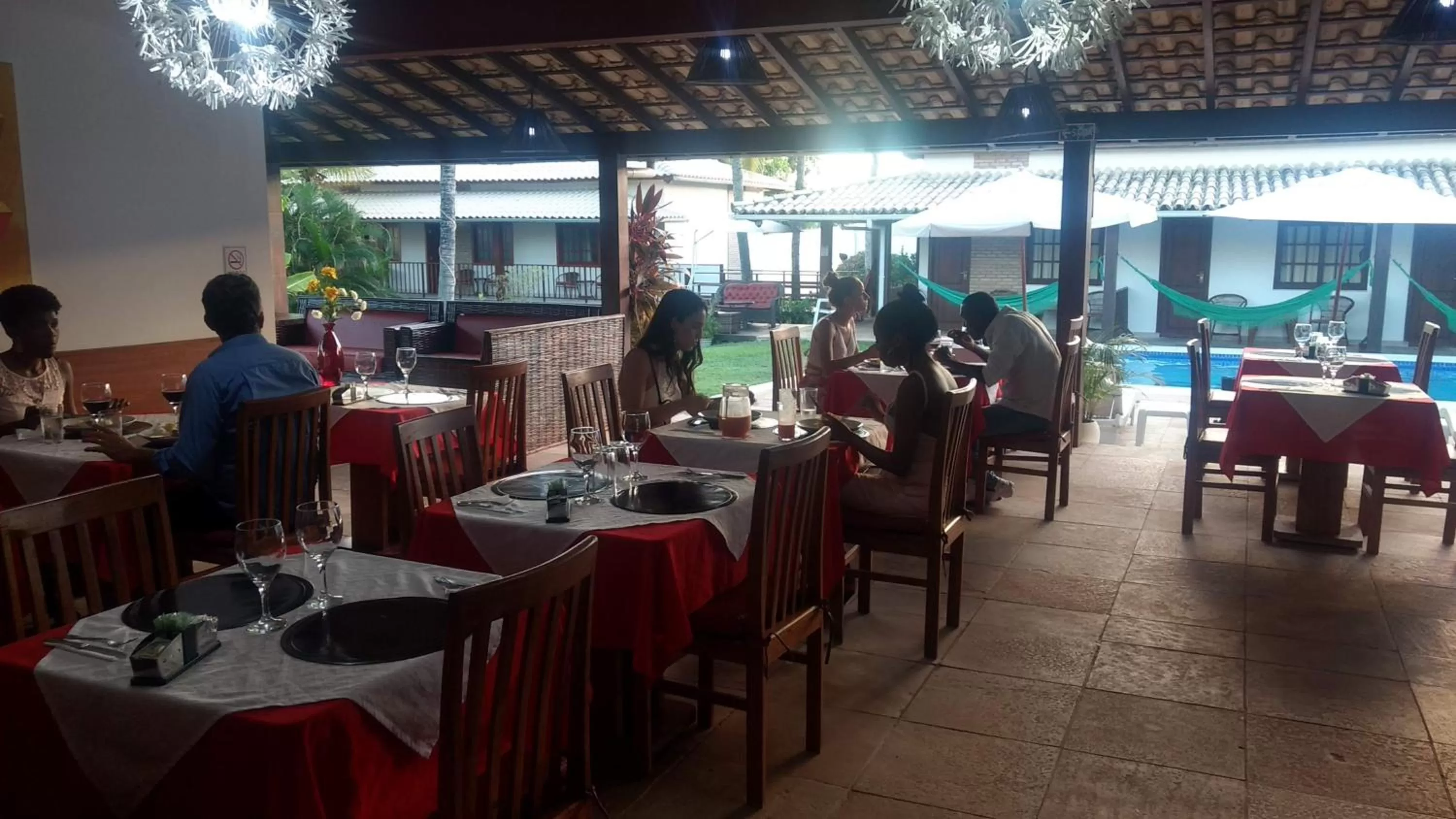 Restaurant/Places to Eat in Hotel Pousada Salvador Paradise