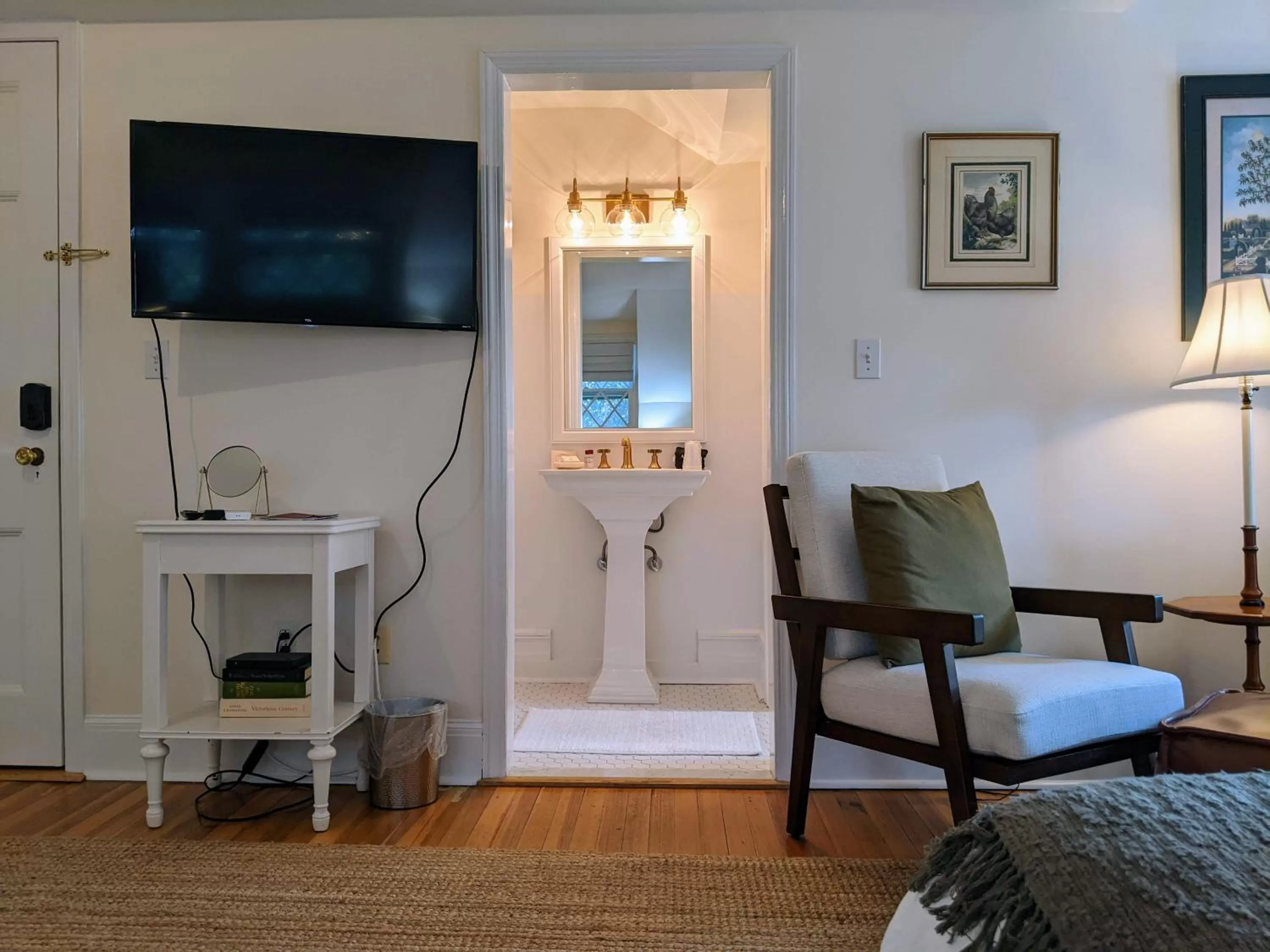 Bathroom in Stanton House Inn