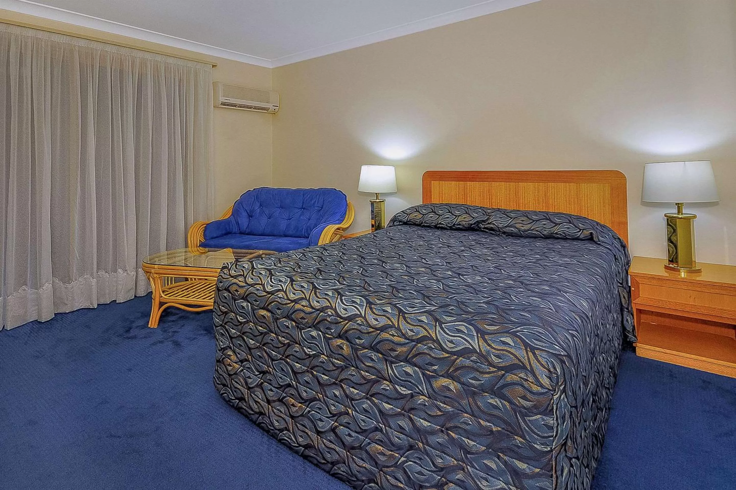 Photo of the whole room, Bed in Comfort Inn Bay of Isles