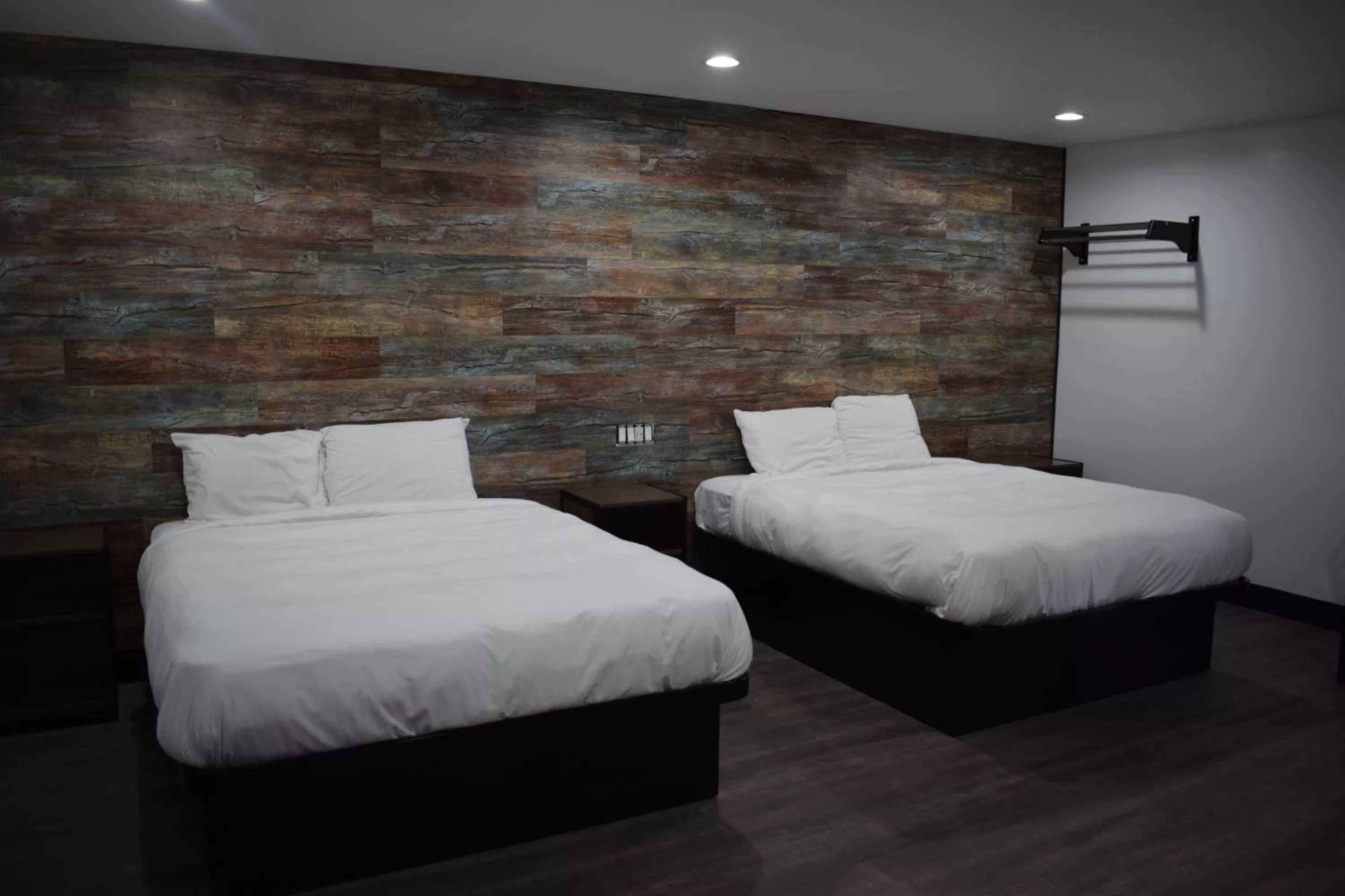 Photo of the whole room in Hyde Park Motel