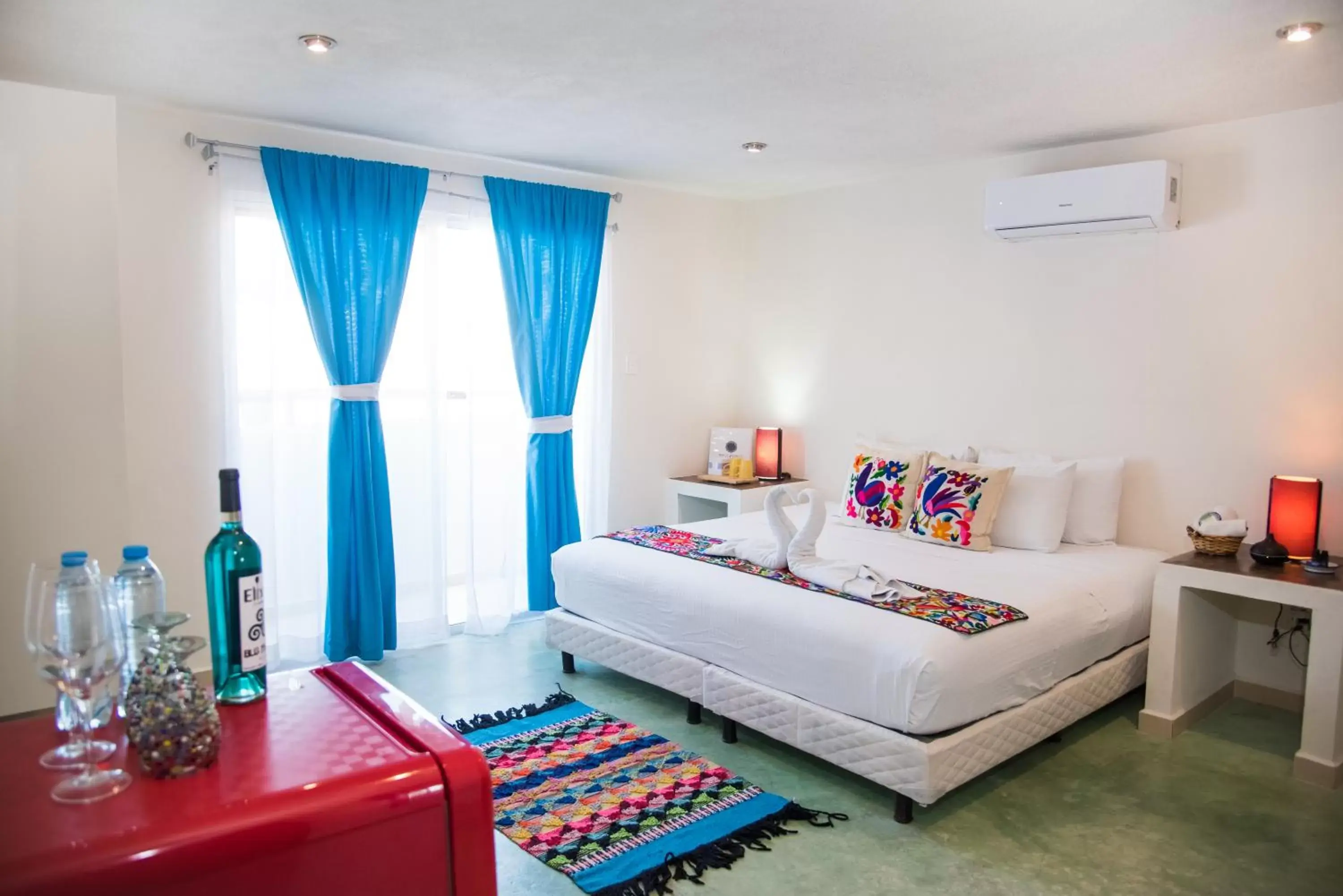 King Room with Balcony in Hidalgo Boutique Rooms King Room with Balcony in Hidalgo Boutique Rooms