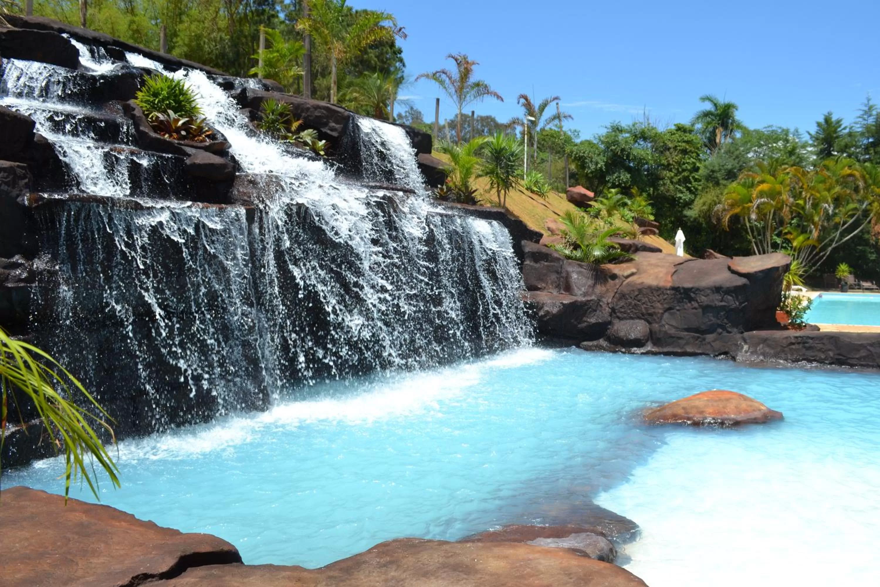 Swimming pool in Pousada Le Sapê