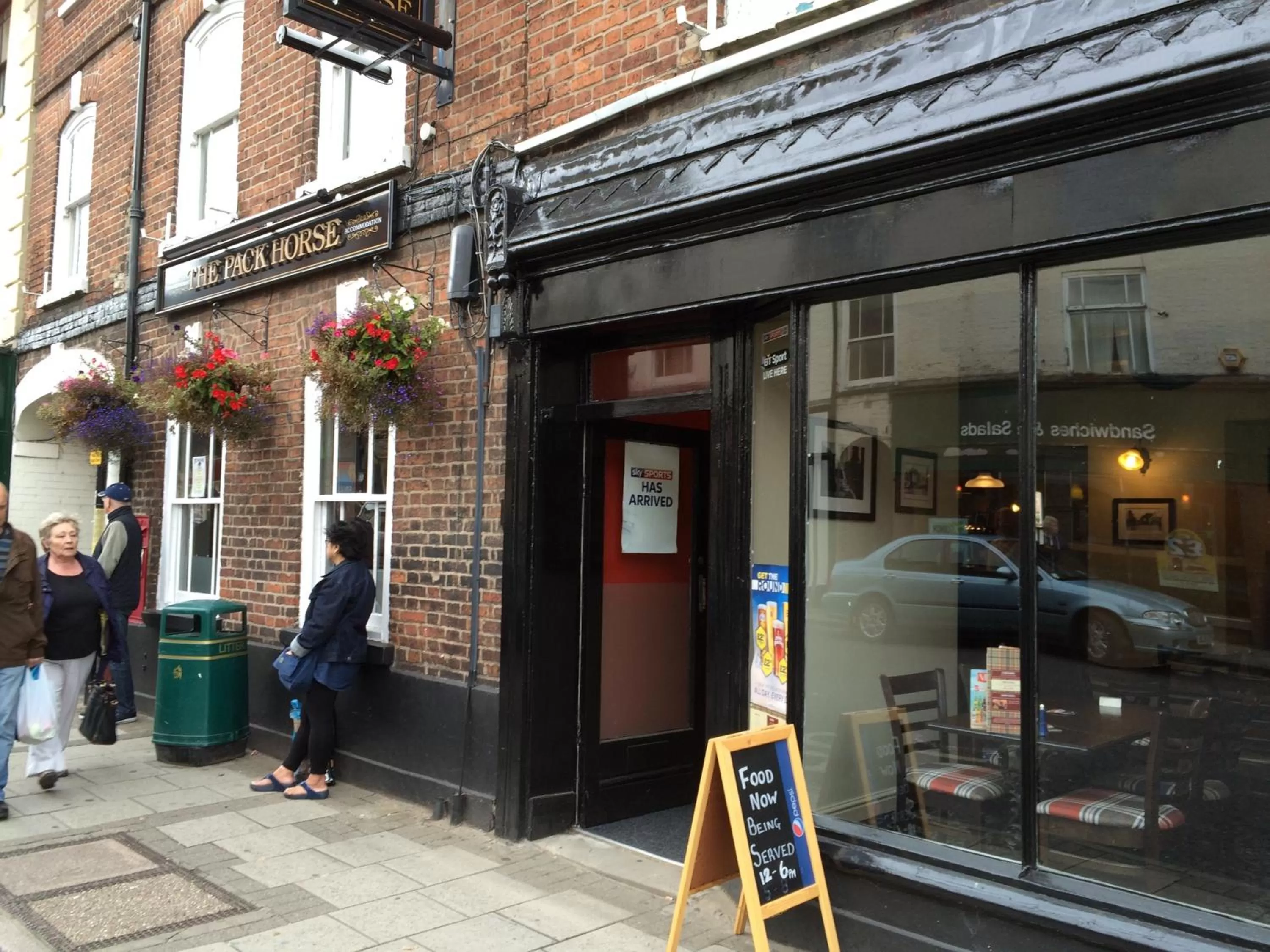 Facade/entrance in The Pack Horse