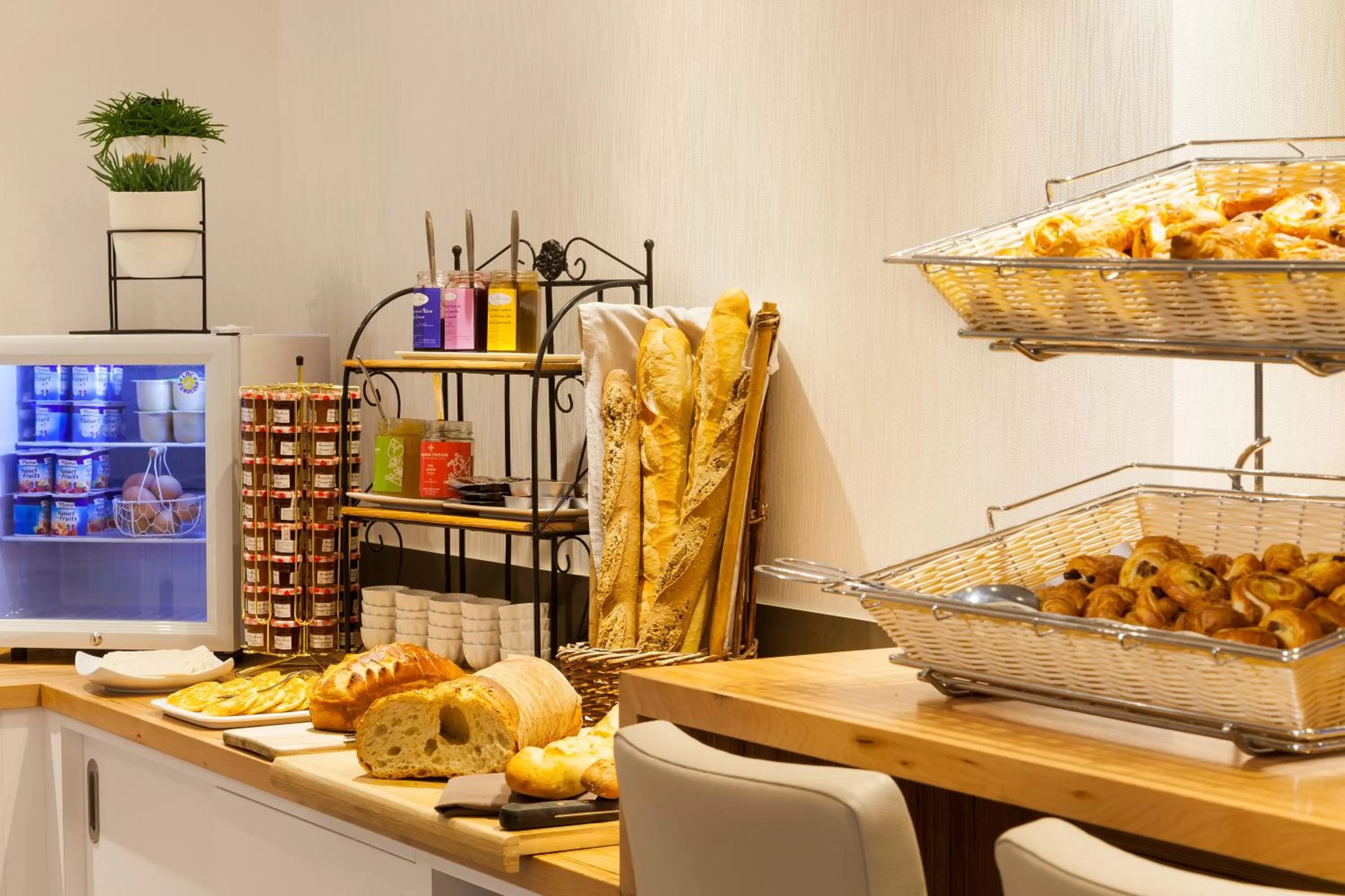 Food and drinks in The Originals City, Hôtel Limoges Sud Feytiat