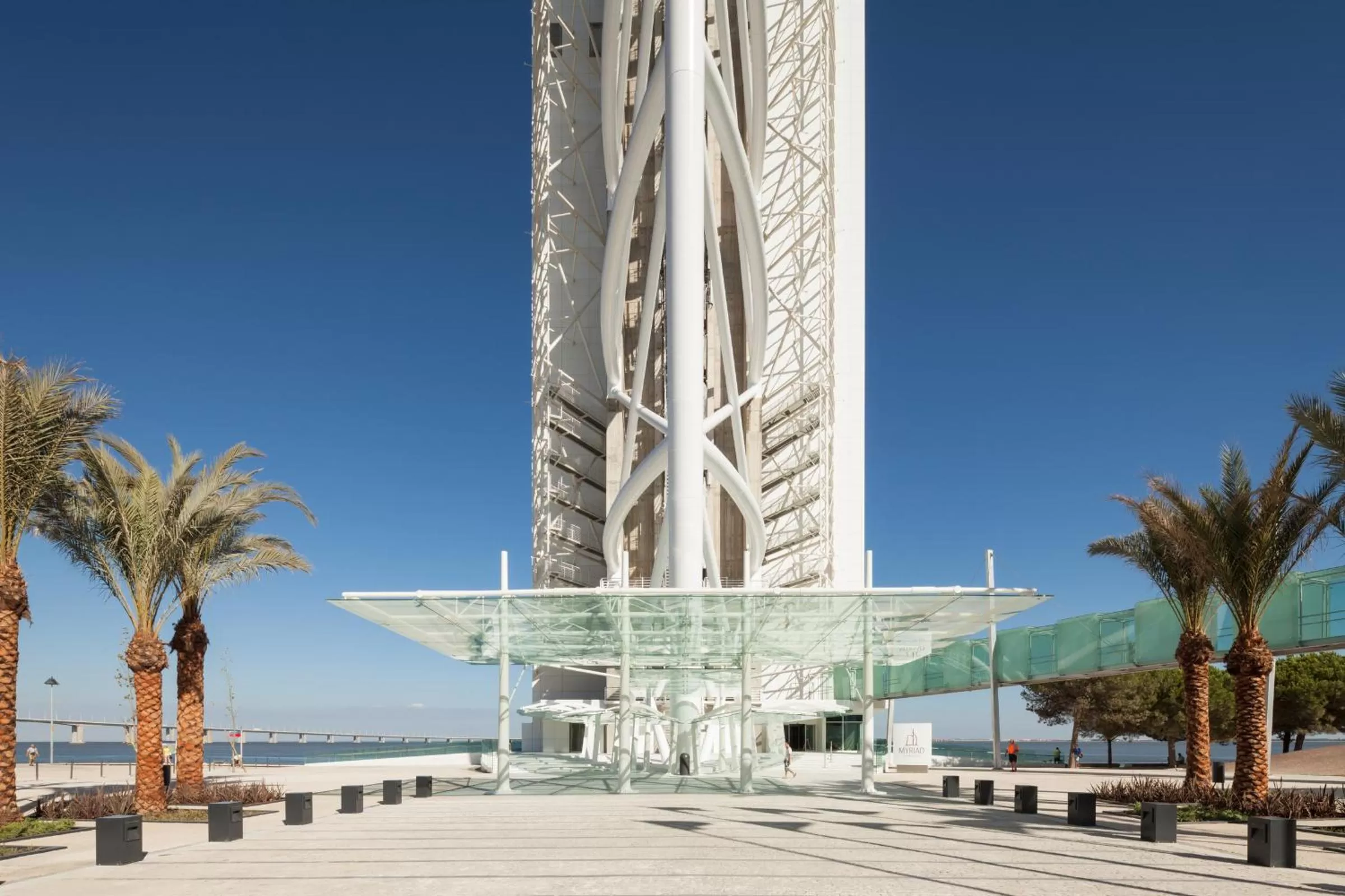 Facade/entrance in MYRIAD by SANA Hotels