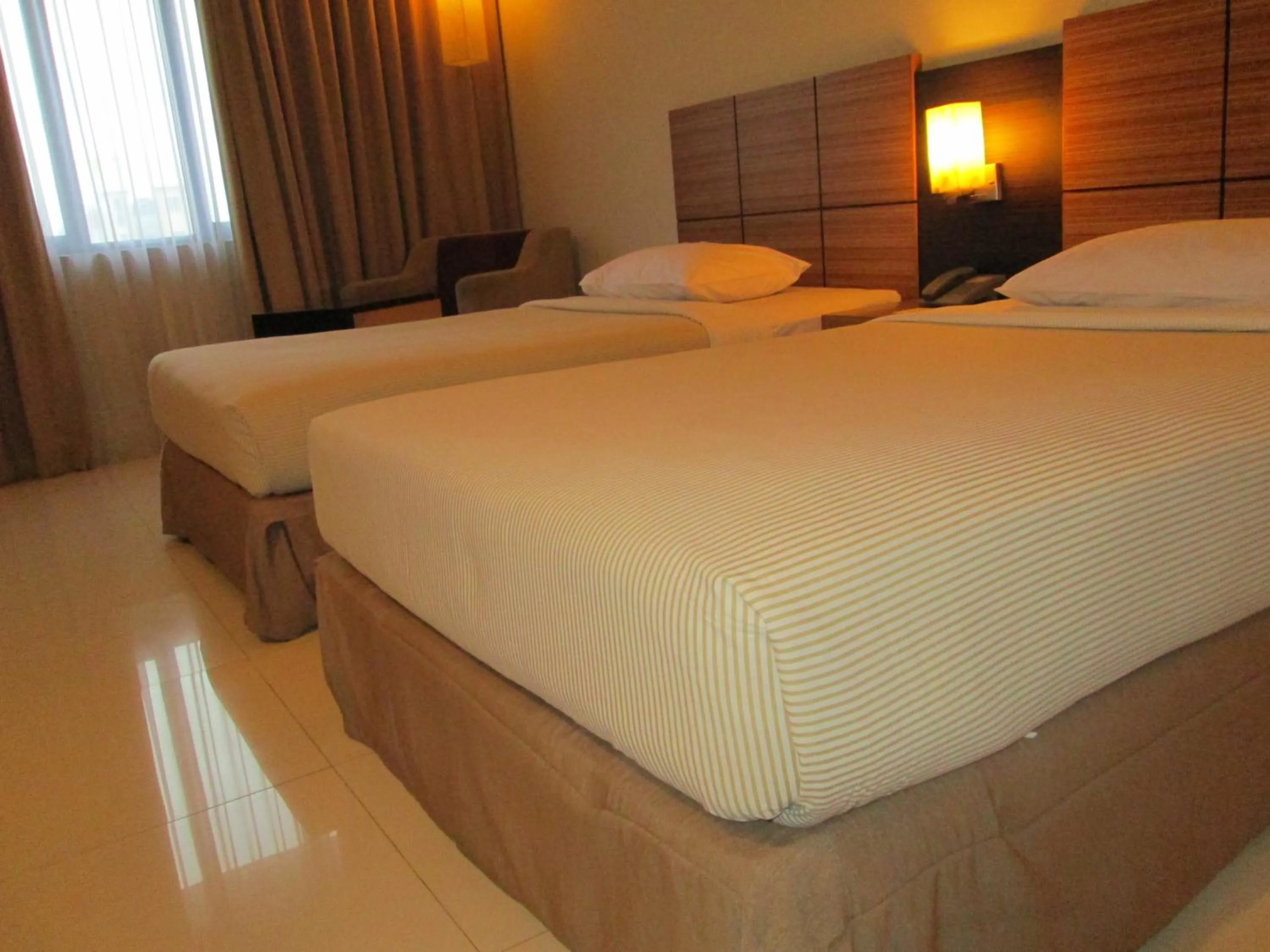 Deluxe Twin Room in Hotel Kini Pontianak