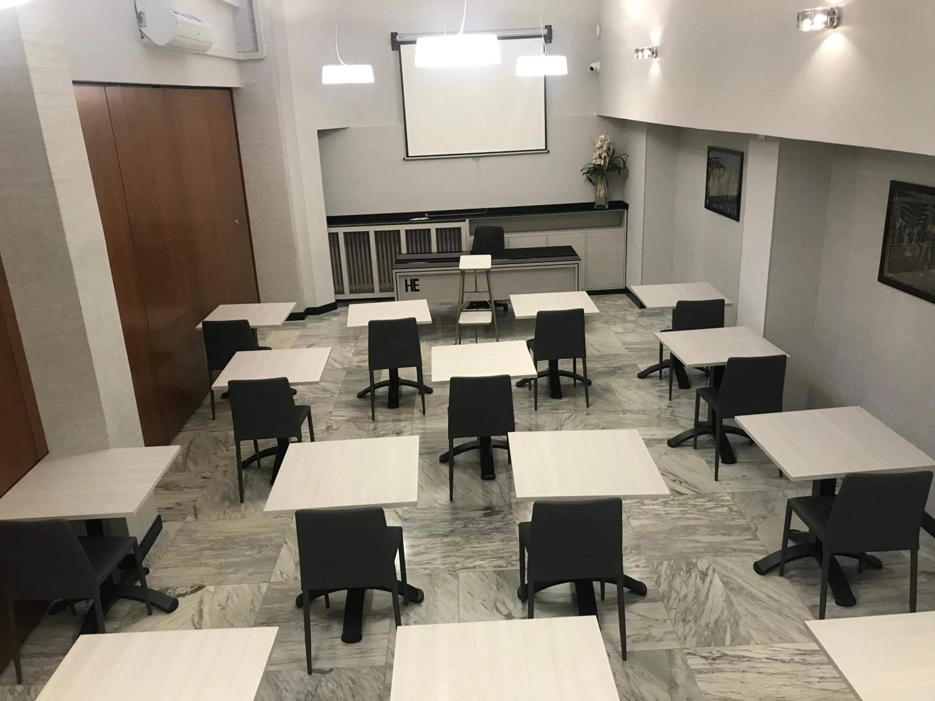 Property building in Hotel Esperia