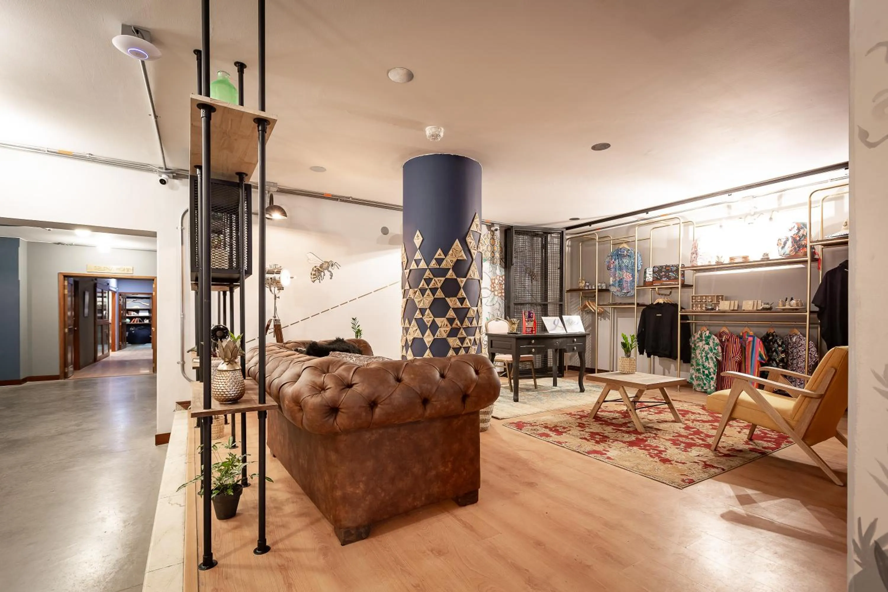 On-site shops in Selina Chapinero Bogota