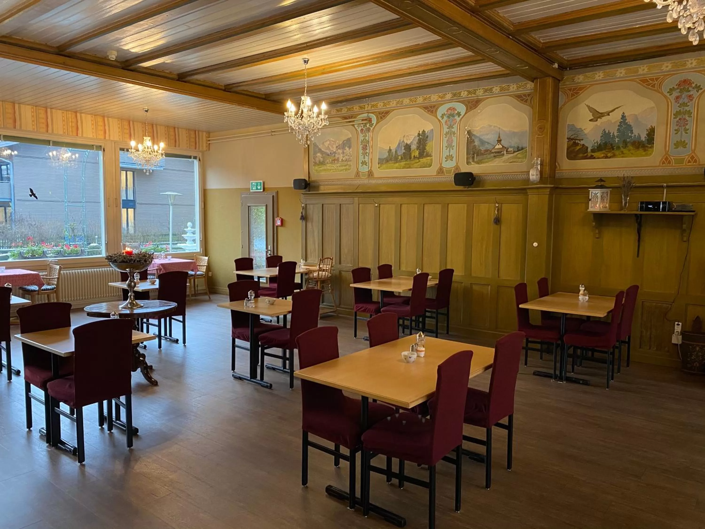 Banquet/Function facilities in Alpenrose Hotel and Gardens