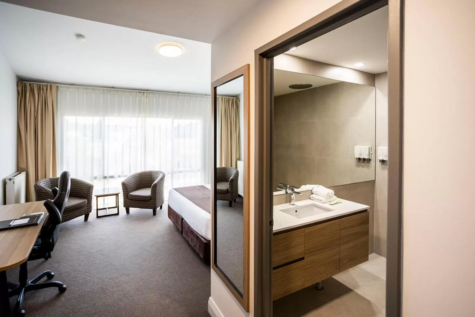 Seating Area in Mantra Bathurst