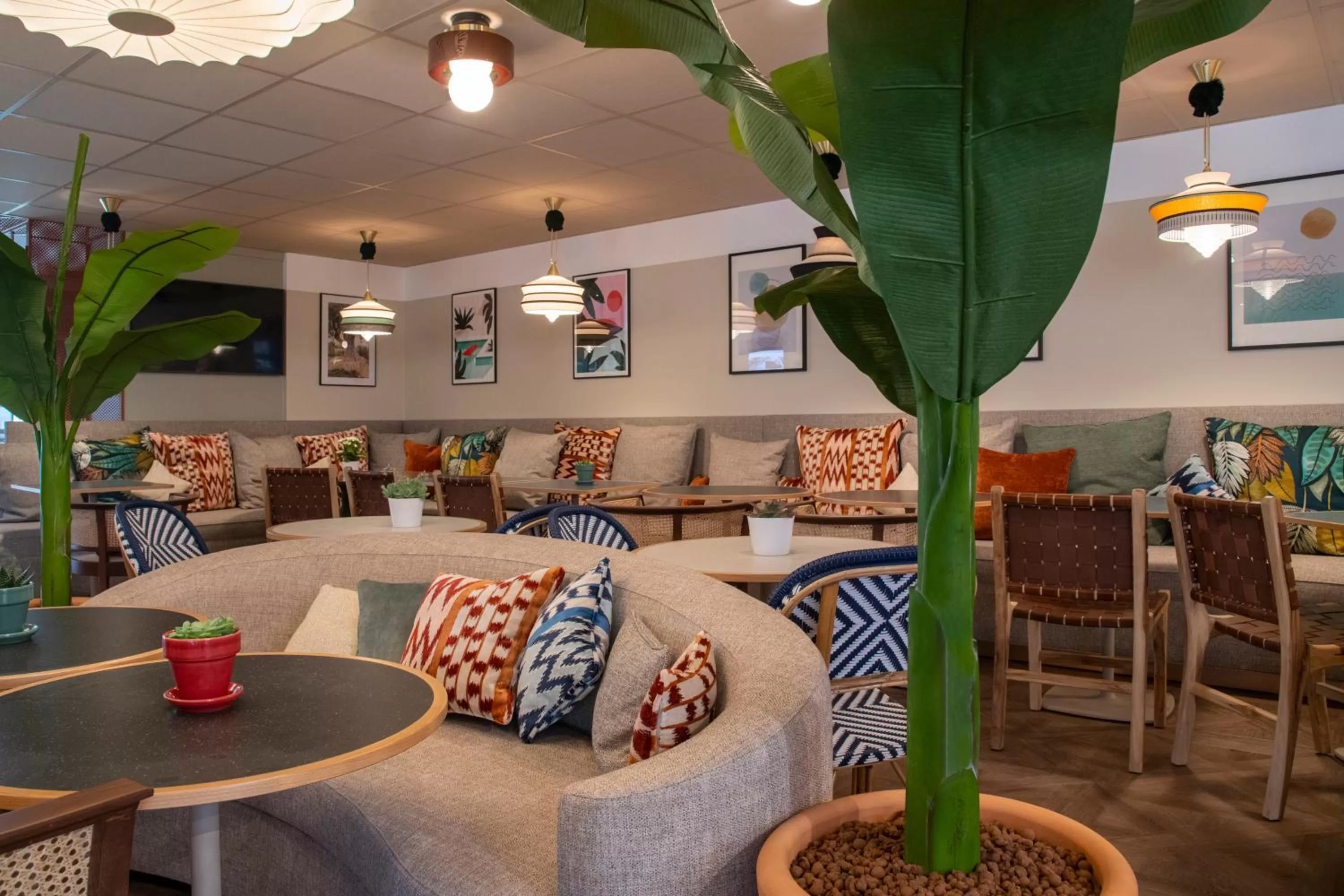 Living room in Novotel Suites Nice Airport