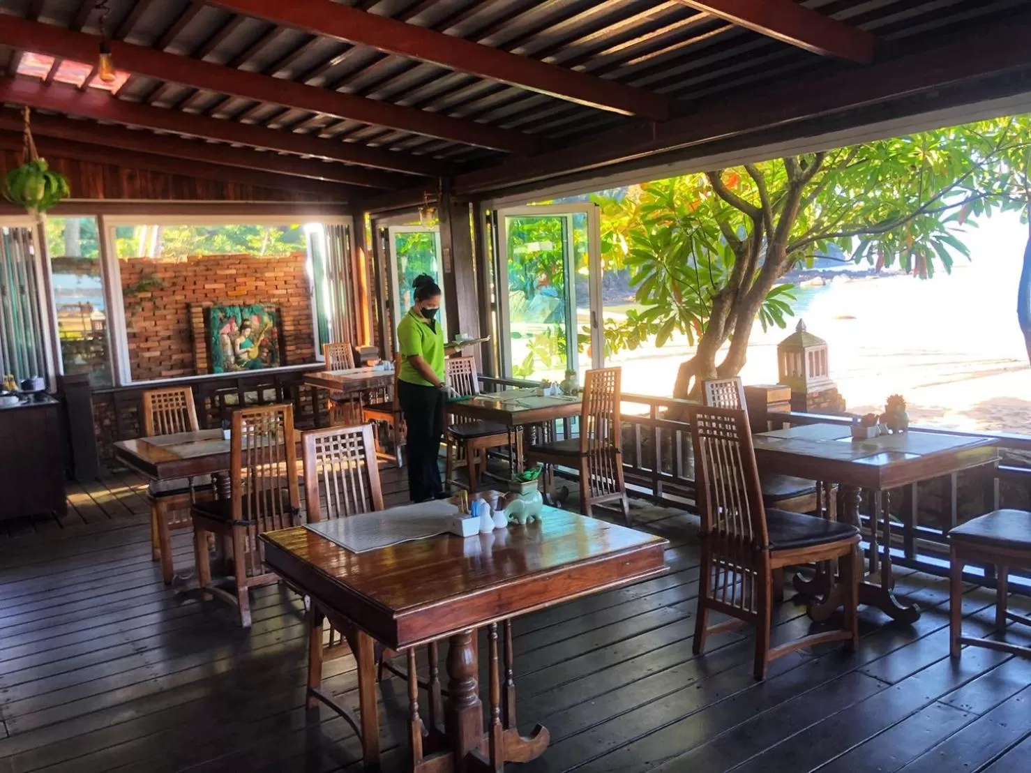 Restaurant/places to eat in Khaolak Palm Beach Resort