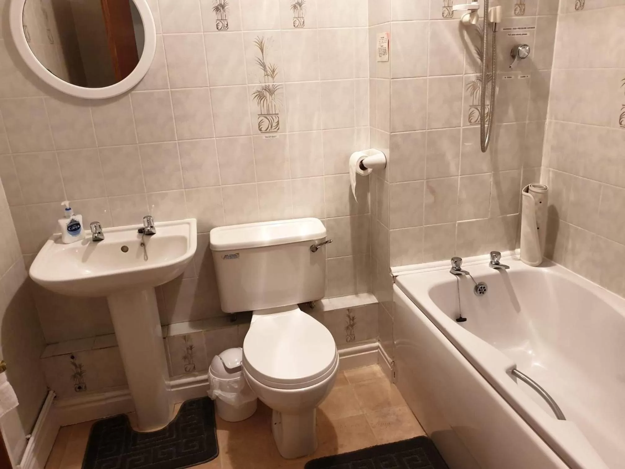 Bathroom in Trem Hyfryd B&B